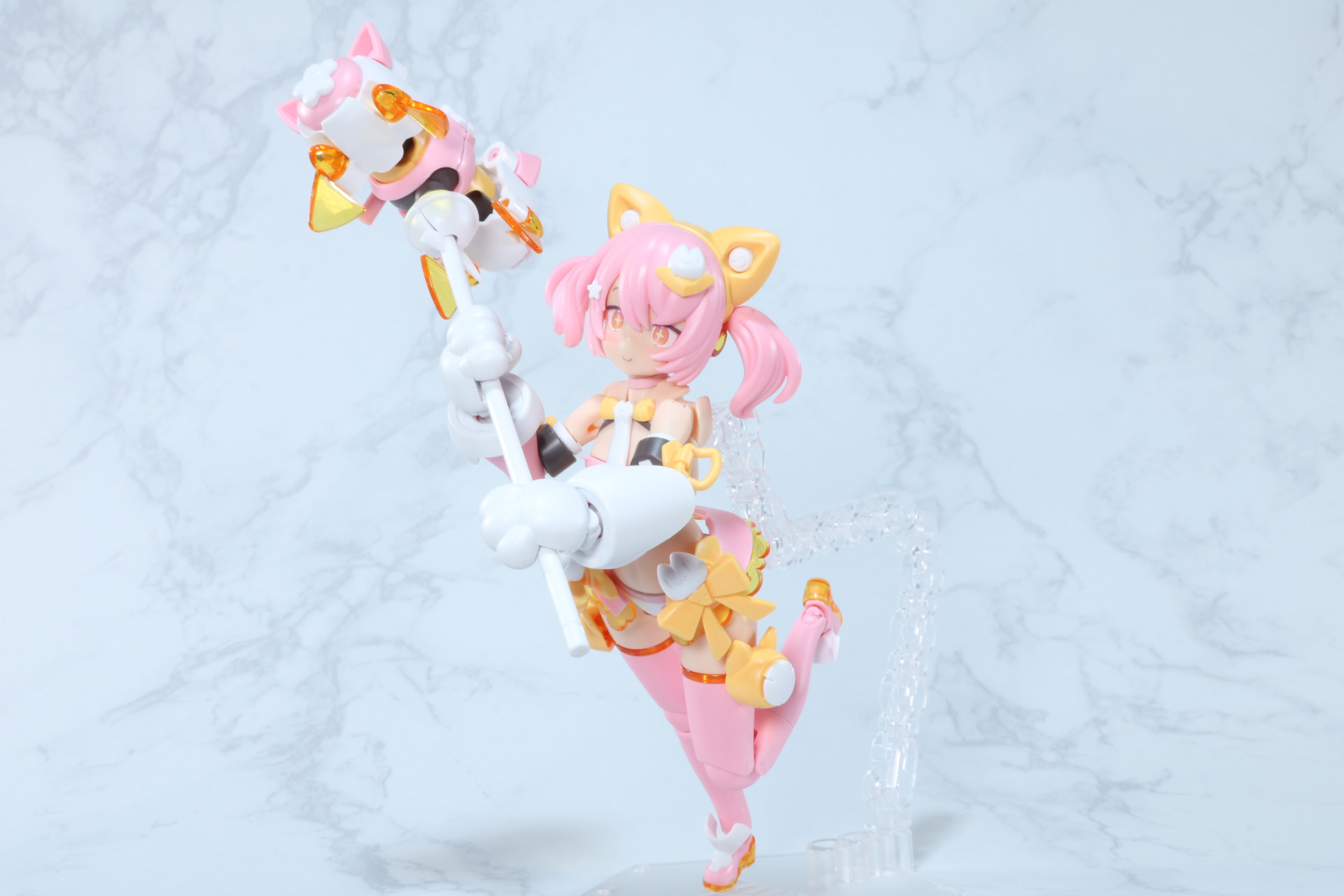 全身全霊で振り下ろすアクション