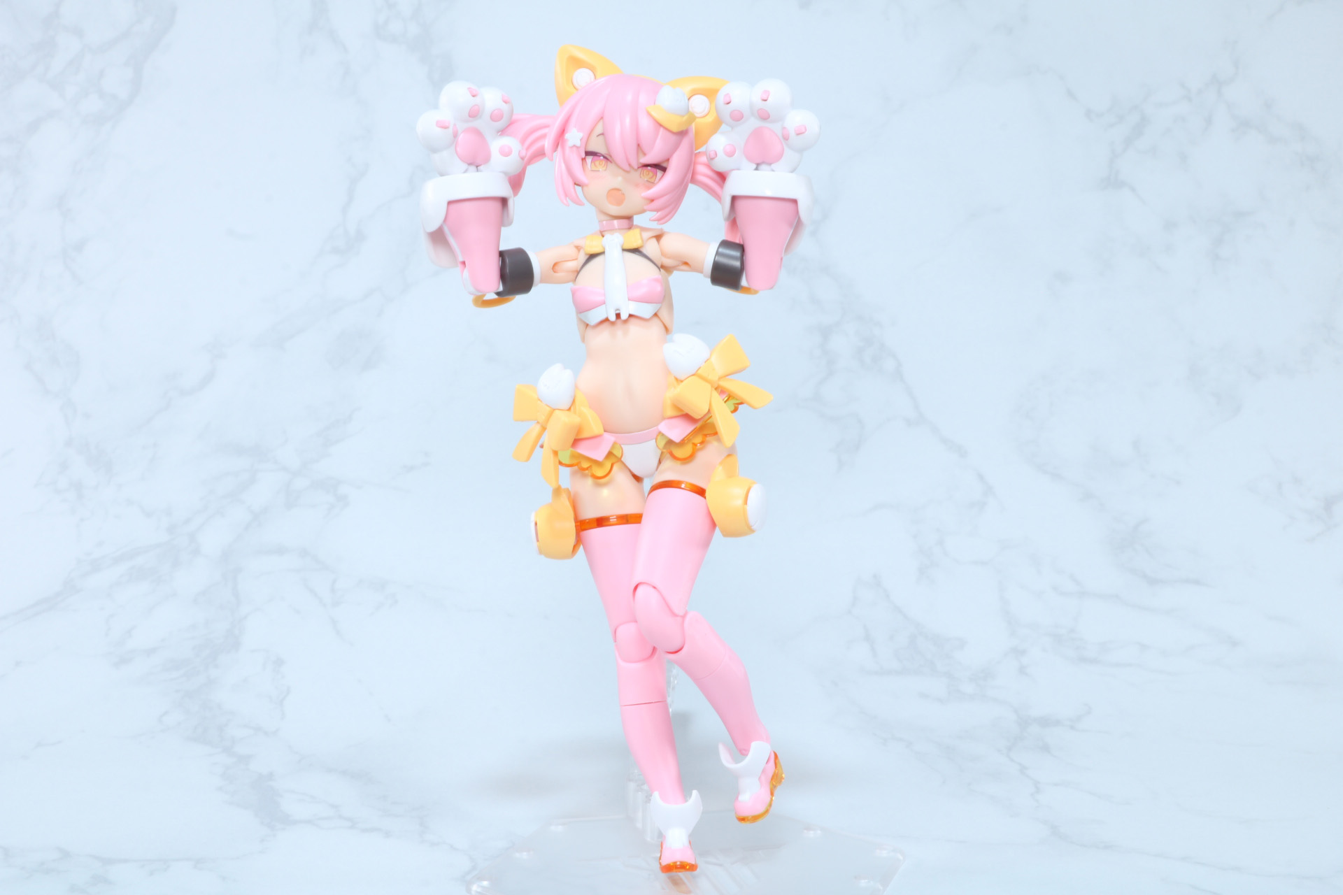 「スタンプハンマー」の組み替え、差し替えでグローブを装着したスタイルに