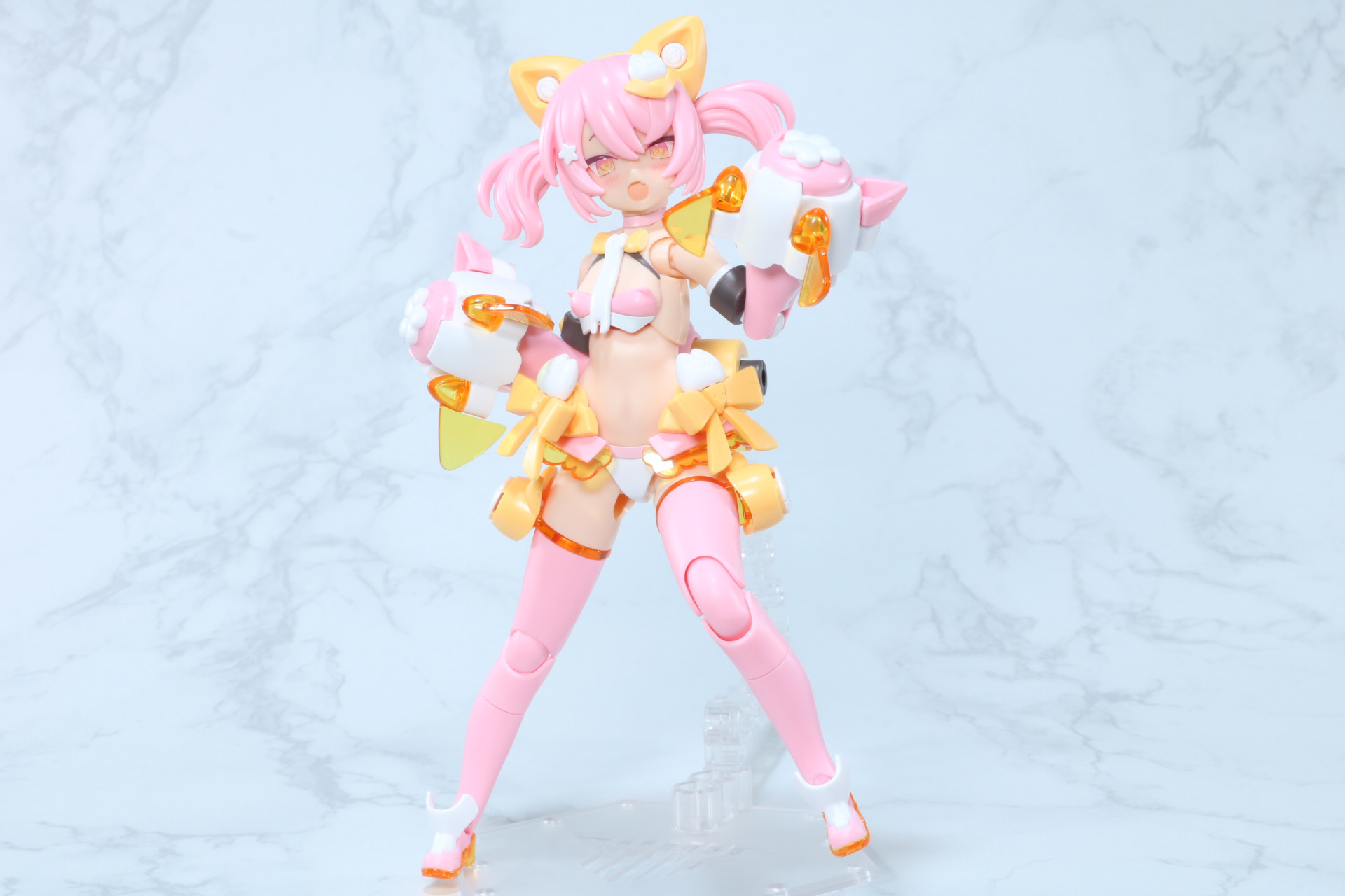 「スタンプハンマー」の組み替え、差し替えでグローブを装着したスタイルに