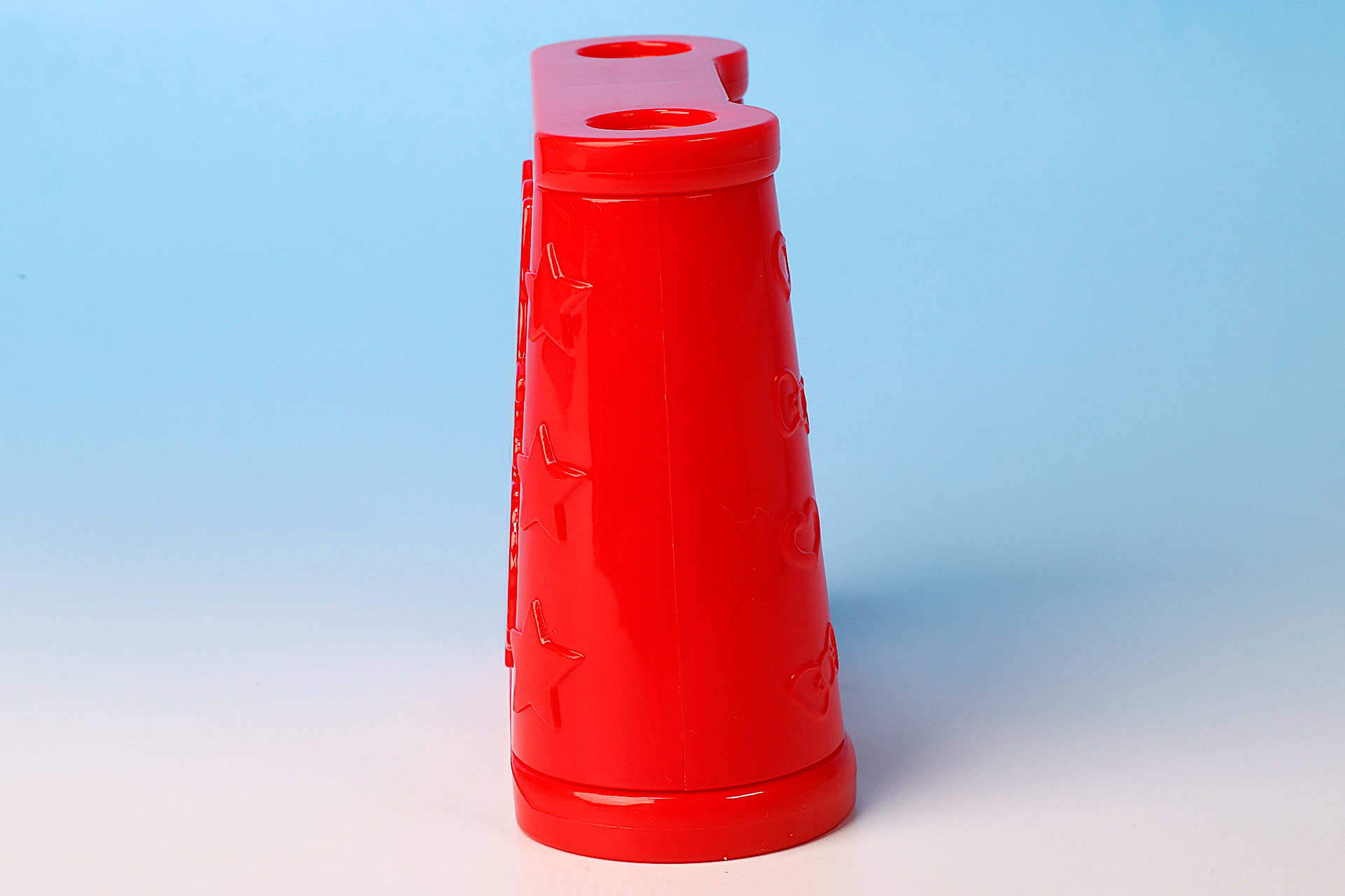 双眼鏡らしいフォルムだ