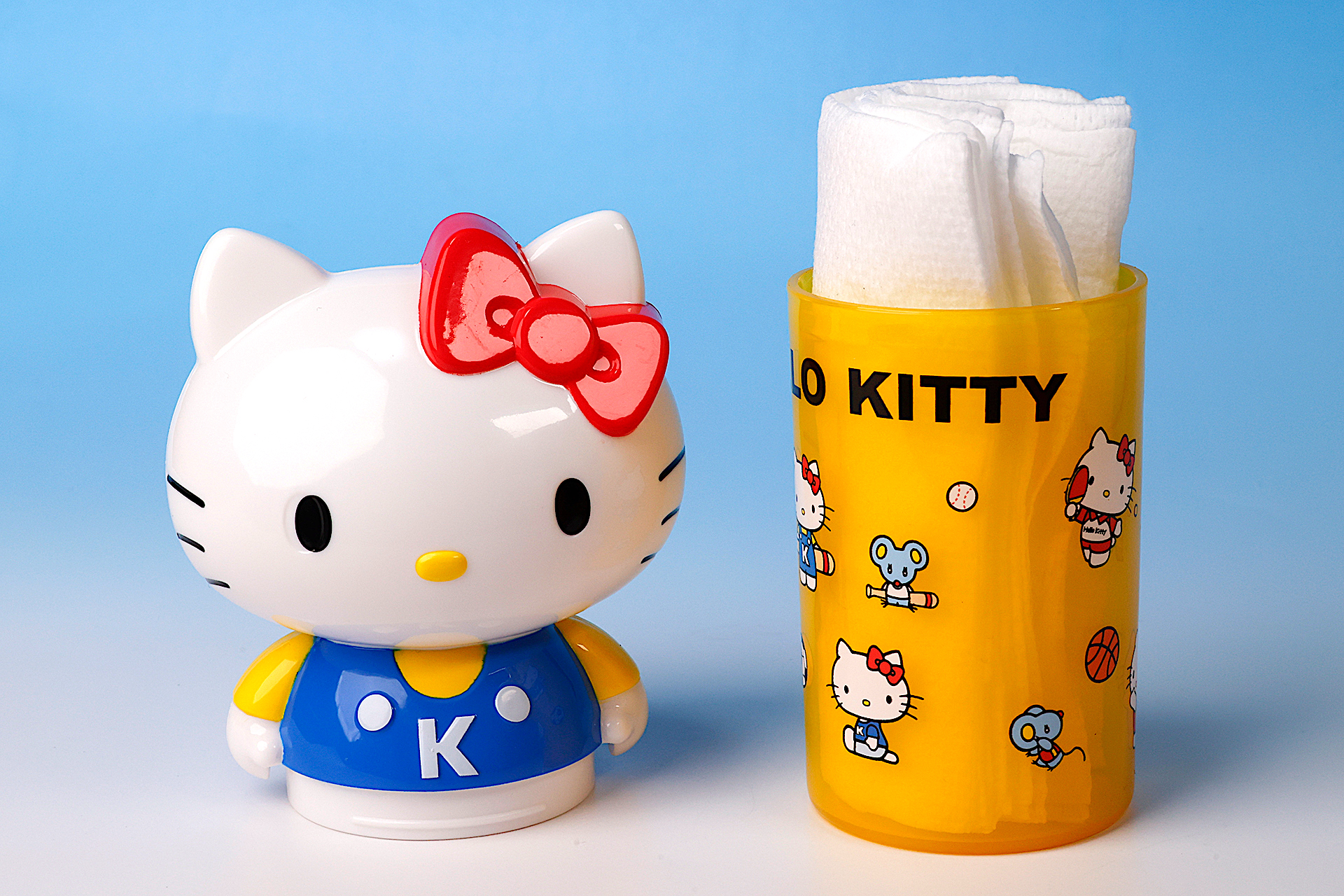 ケースの中にはウェットティッシュなどを入れておくことができる