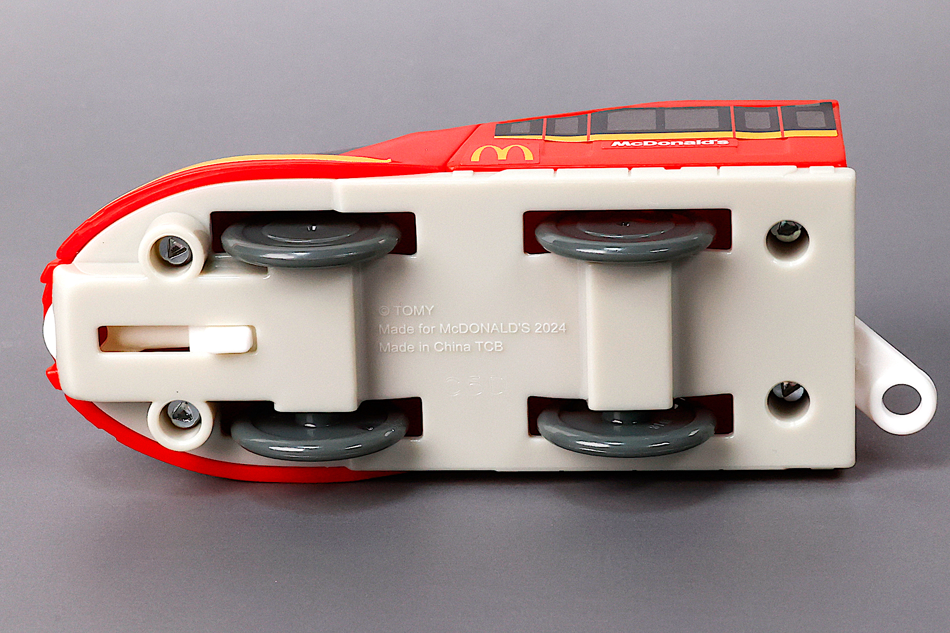 底面側にはレバーが設置されている