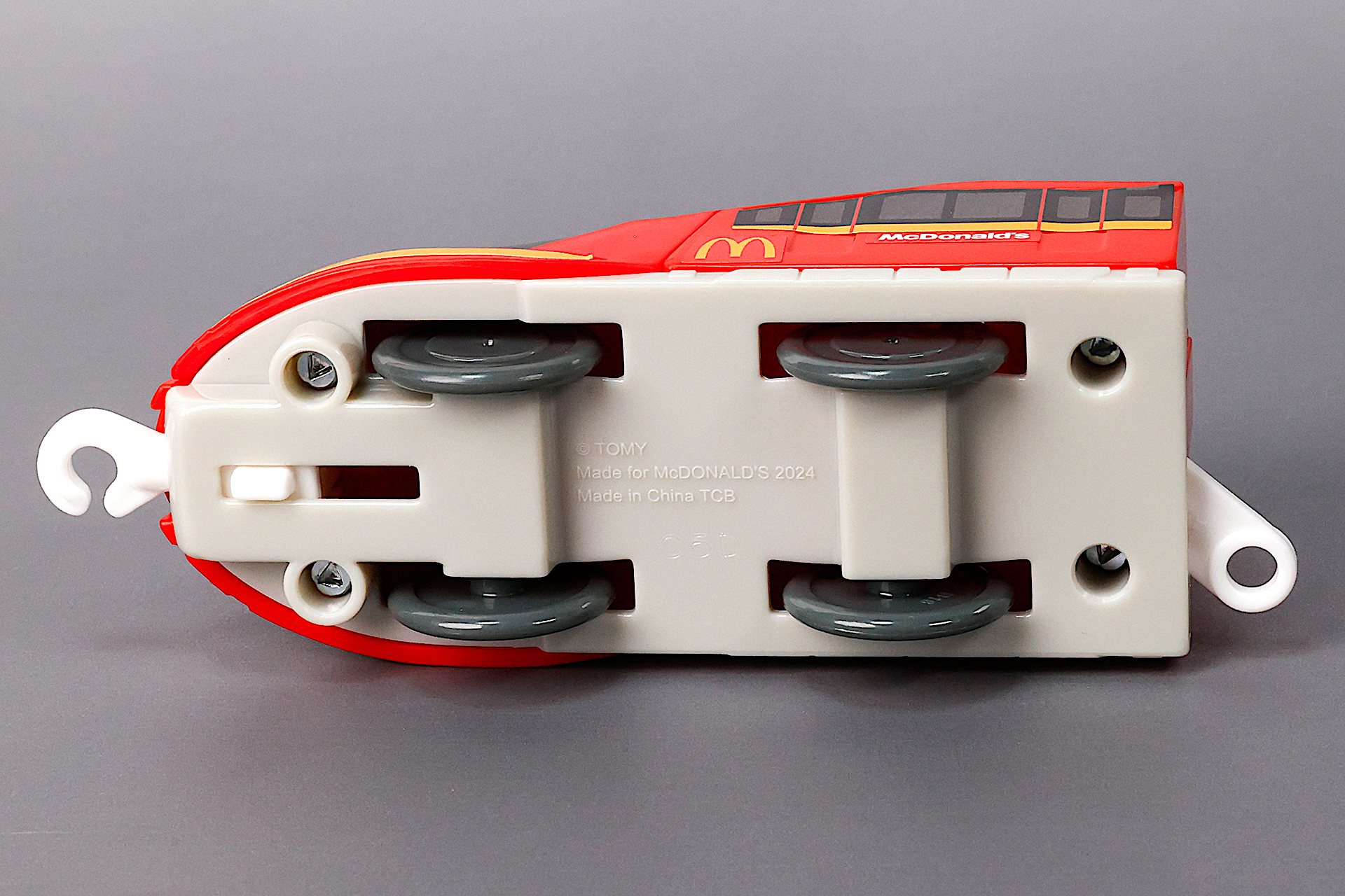 レバーを動かすと連結器が出てくる