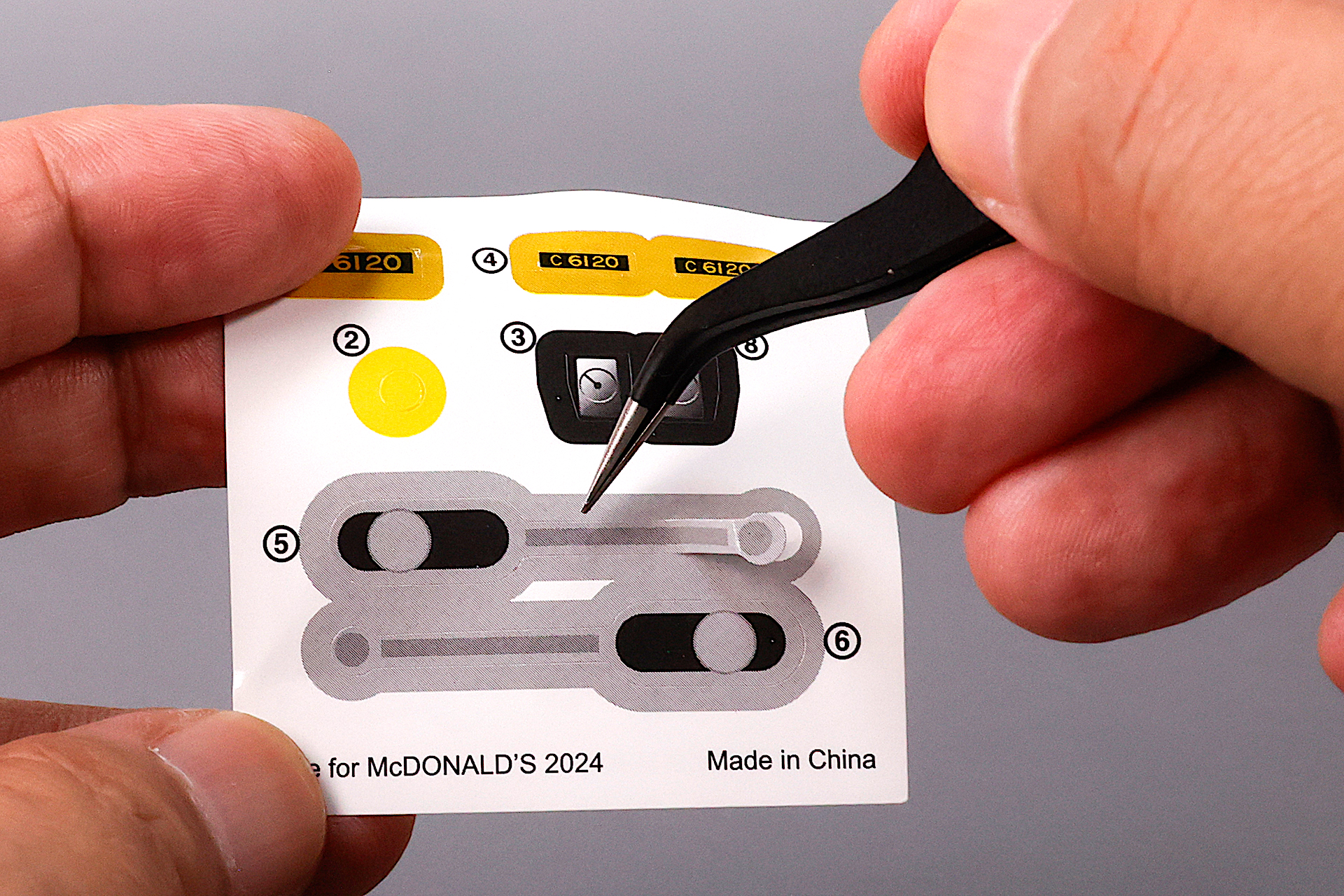 シールを貼ると見栄えも格段に良くなる