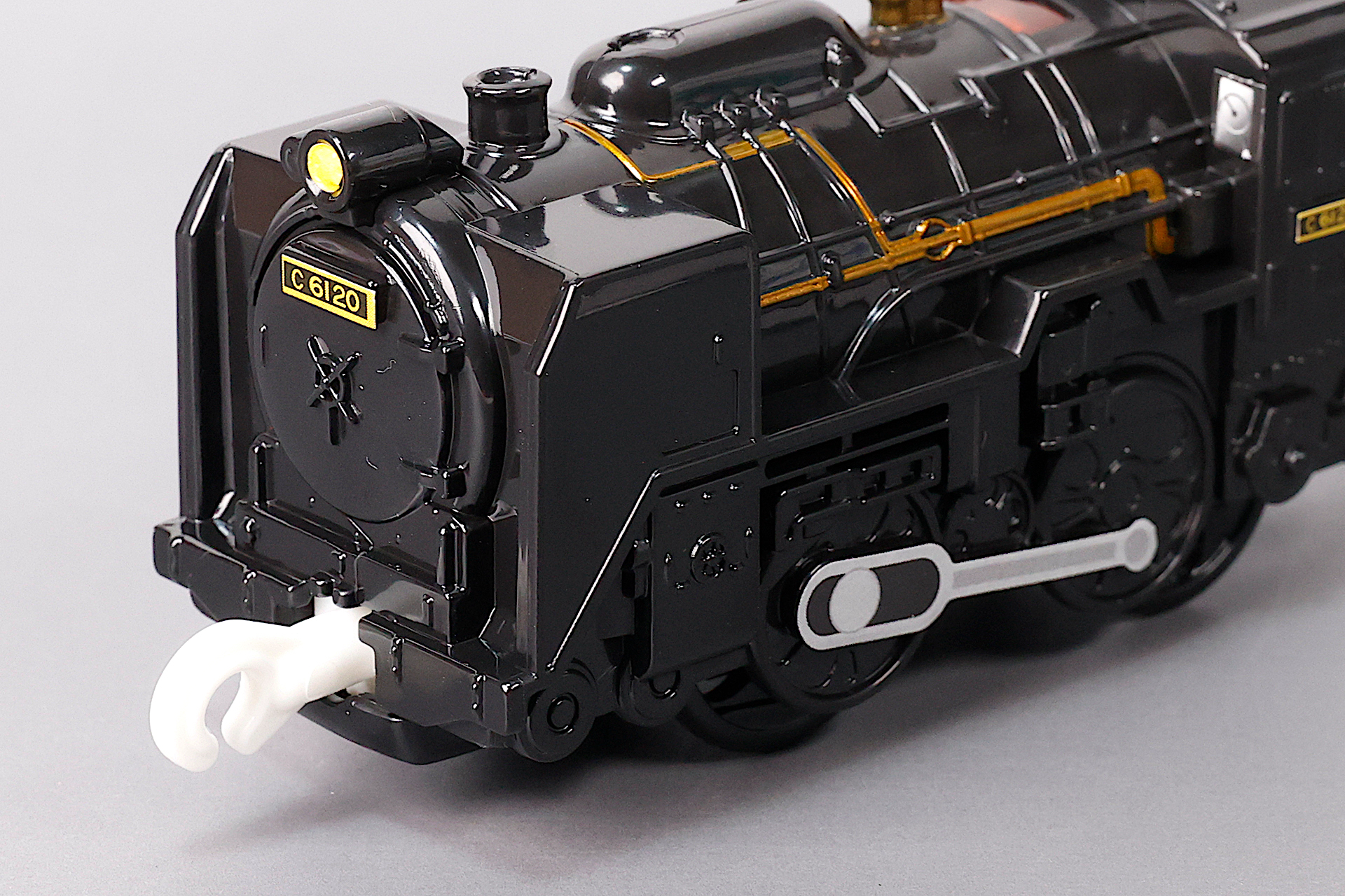 他の車両と連結させることも可能だ