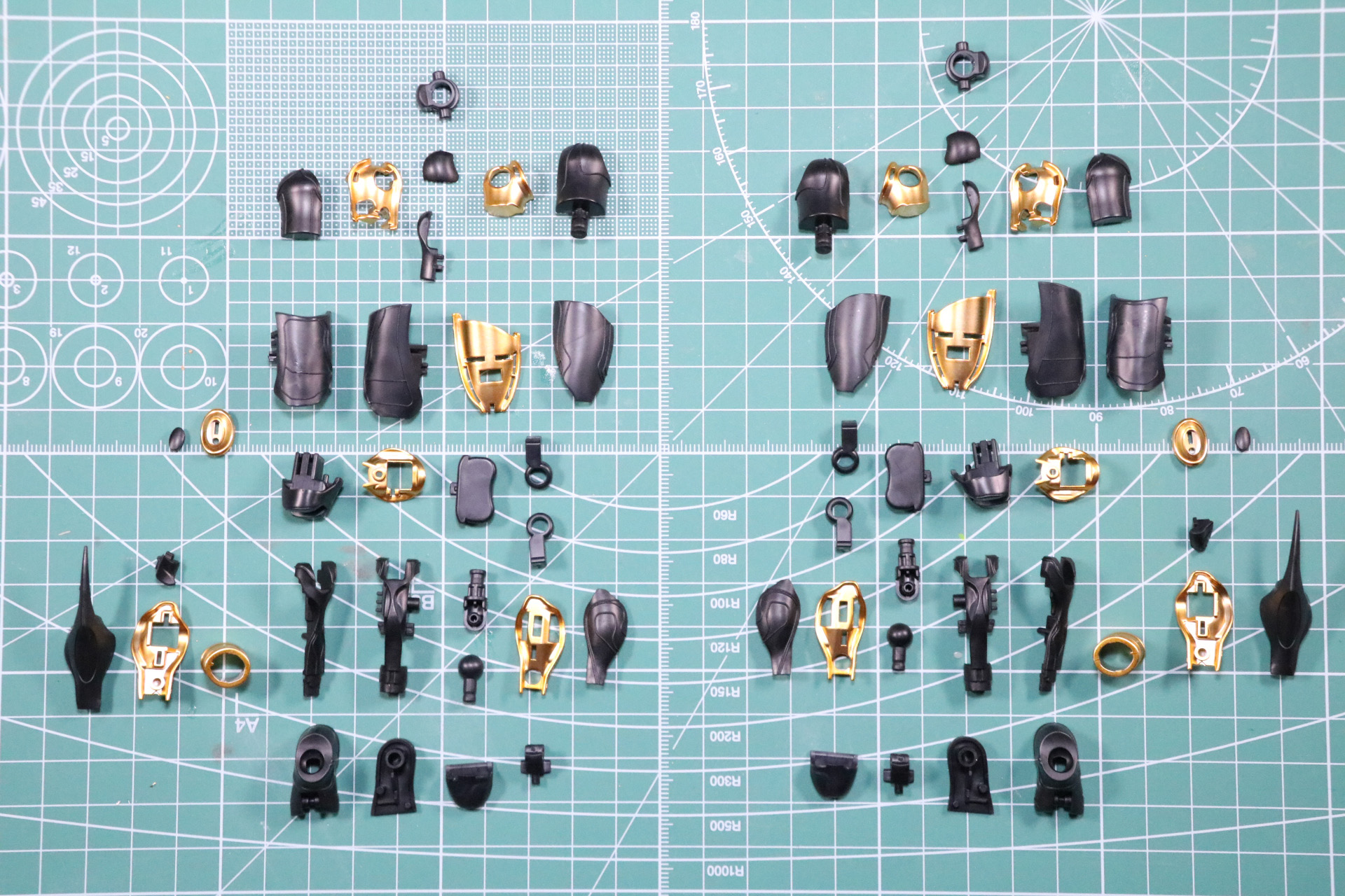 足首部分はシールで色分け
