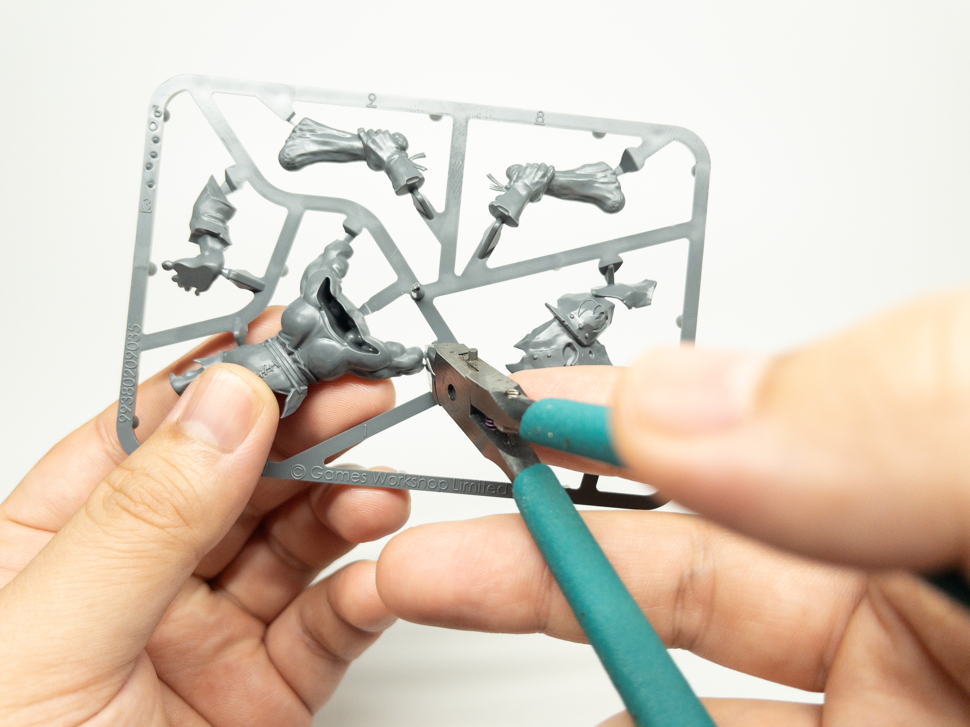 パーツを切り出す