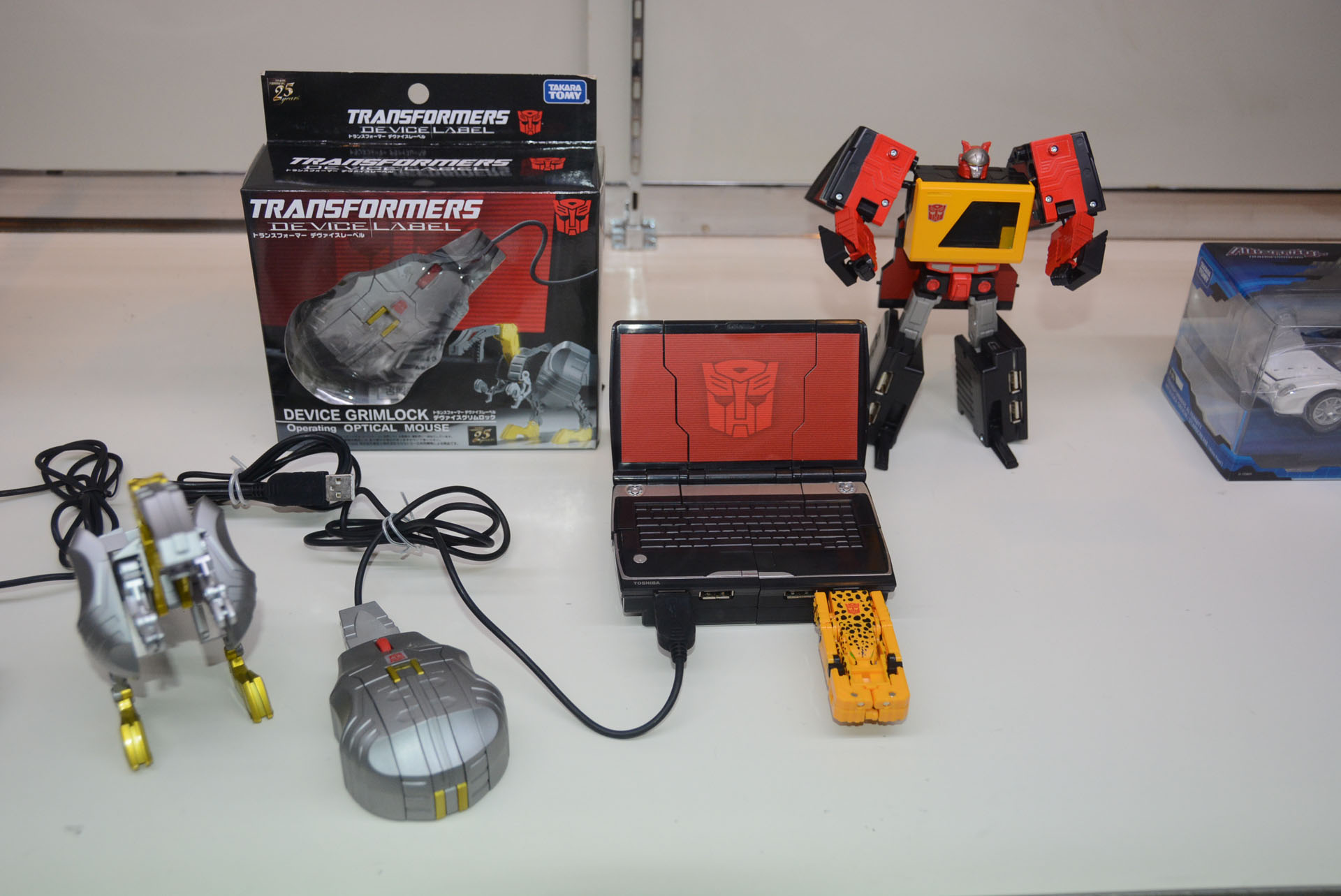 様々な時代のコラボ商品