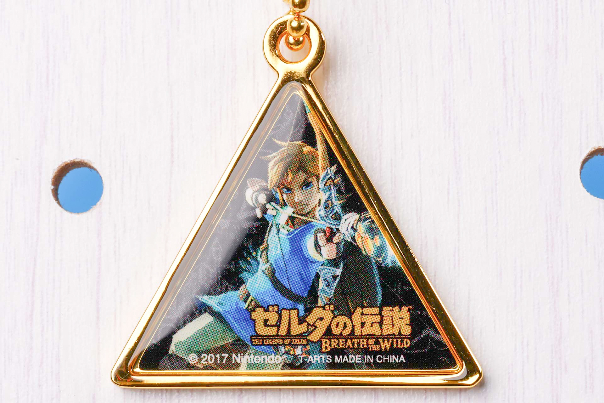 青い英傑の服を着た姿が印象的だ