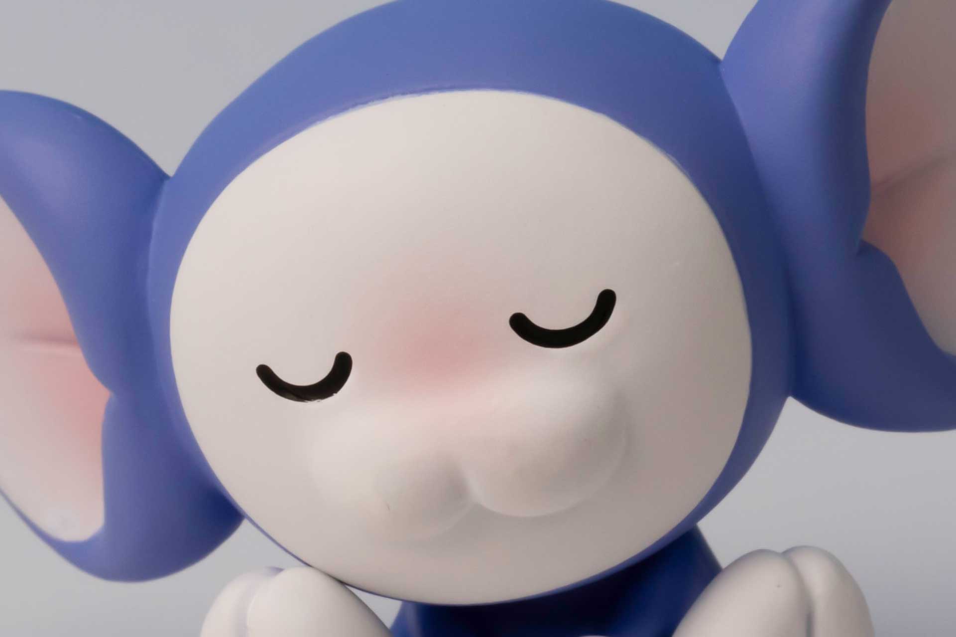 眠っている表情を表す目元や口元の形なども素晴らしい