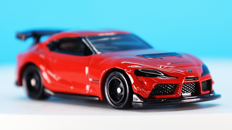 延長されたフロントアンダーリップが迫力！