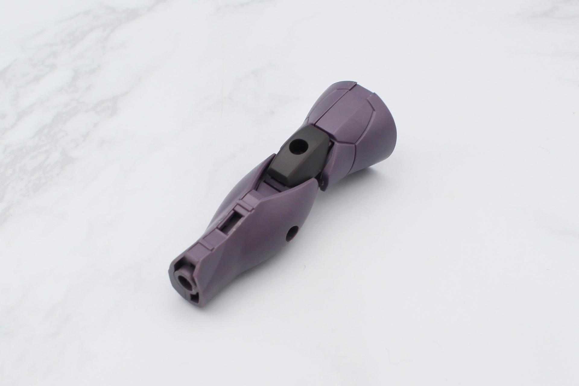 ヒザ関節をとスネを組み立て