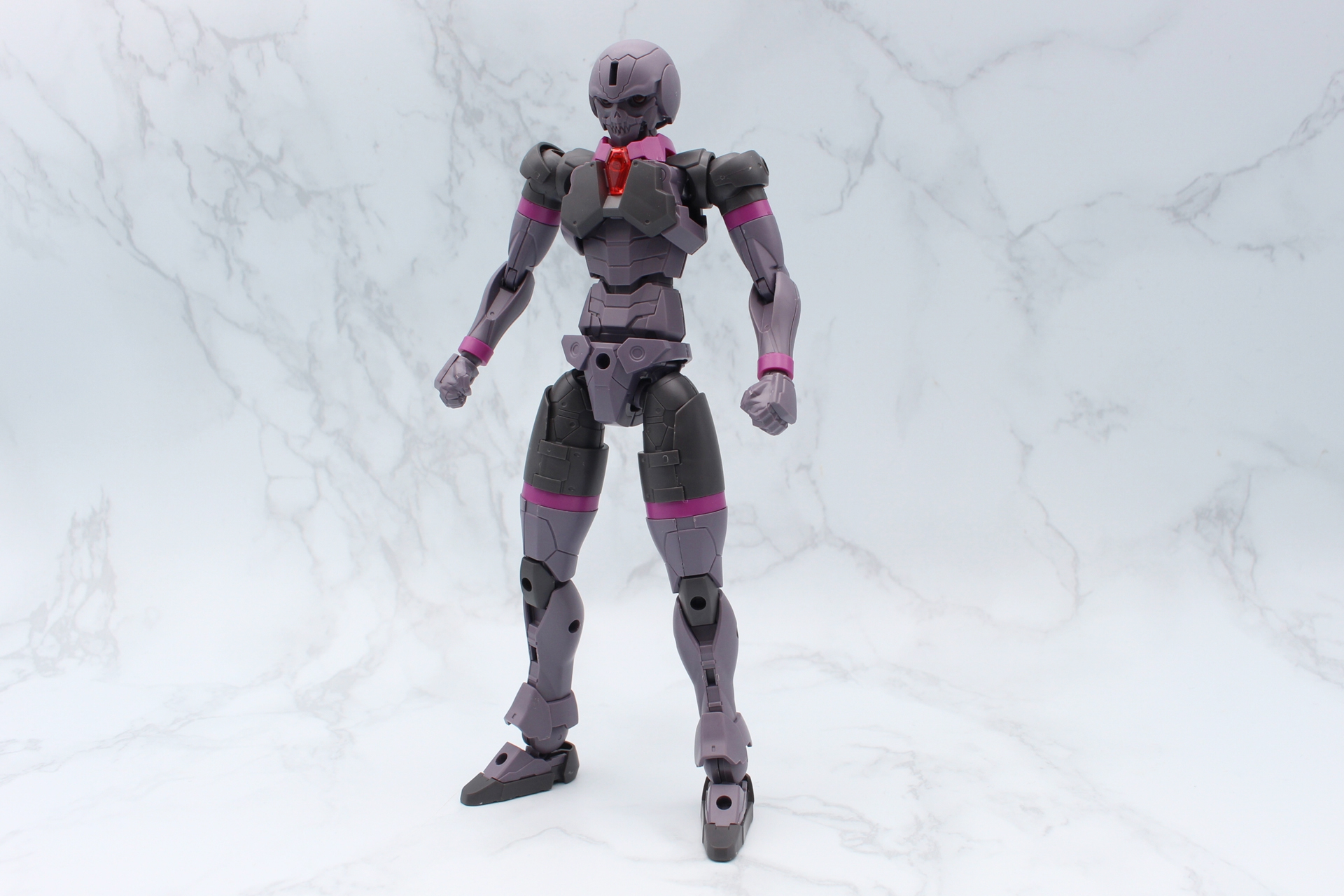 完成したパーツを取り付けてシルエット［素体］の完成