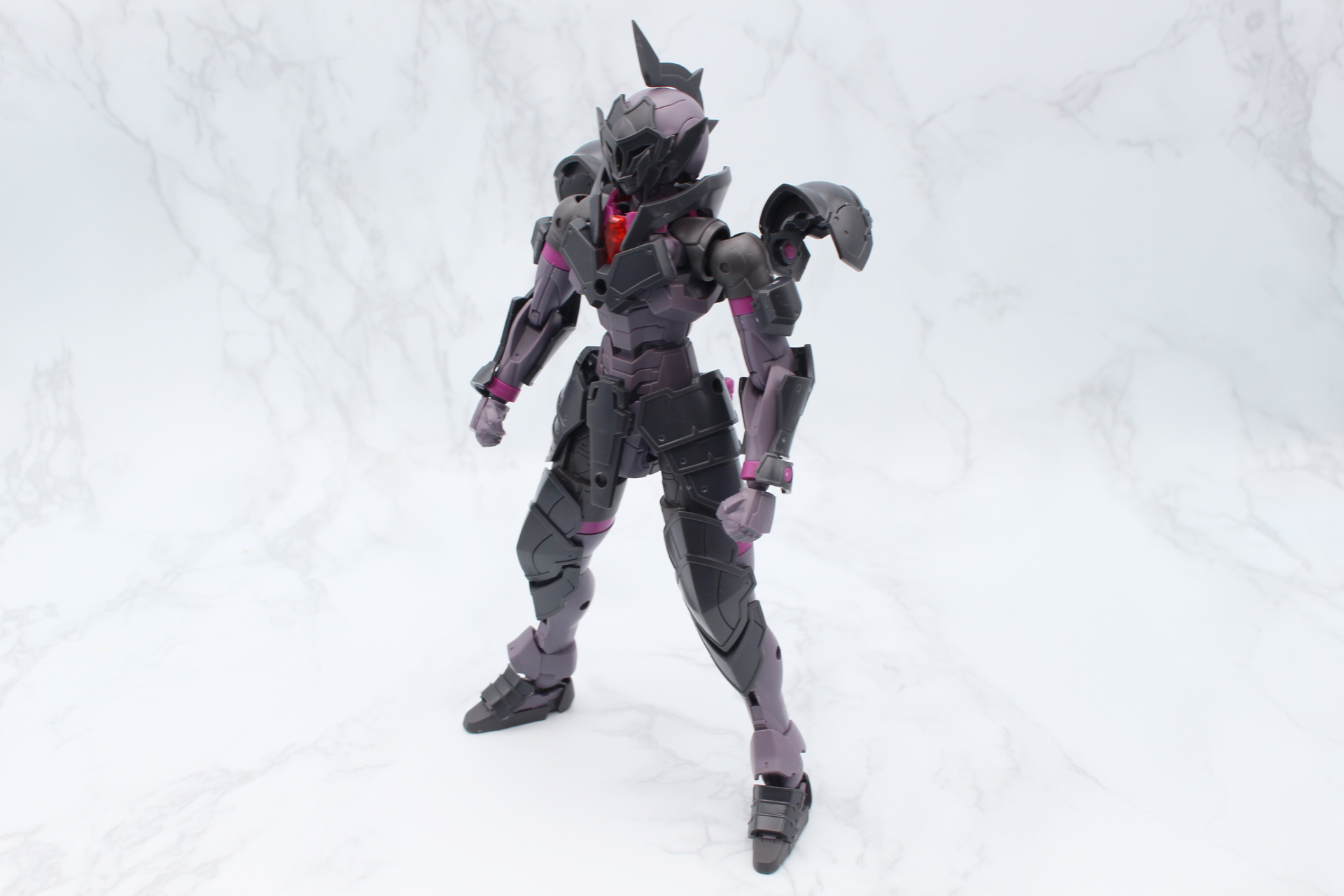 全身のパーツを組み付け