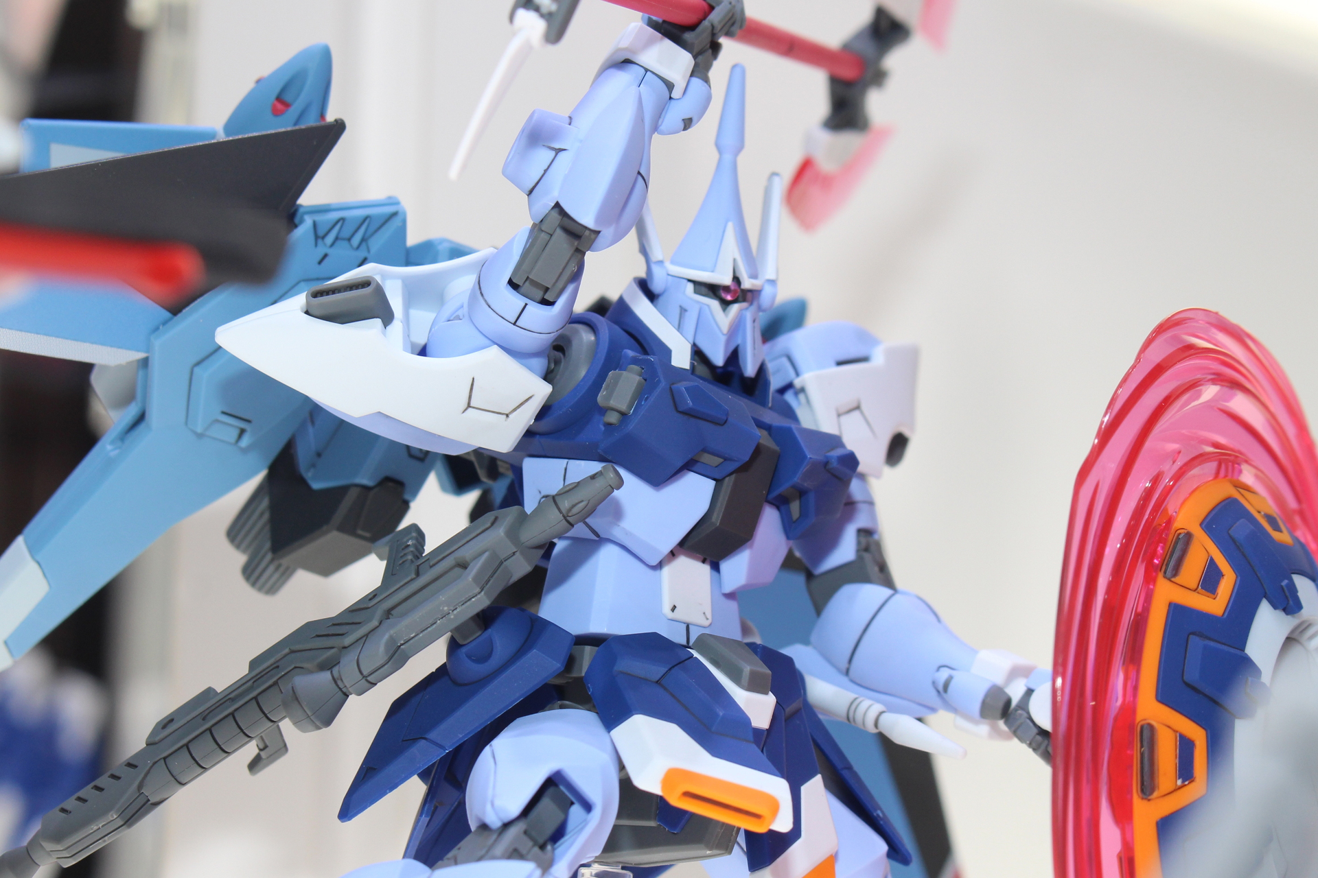 シールドの自航防盾は取り外し可能なのエフェクトが付属している