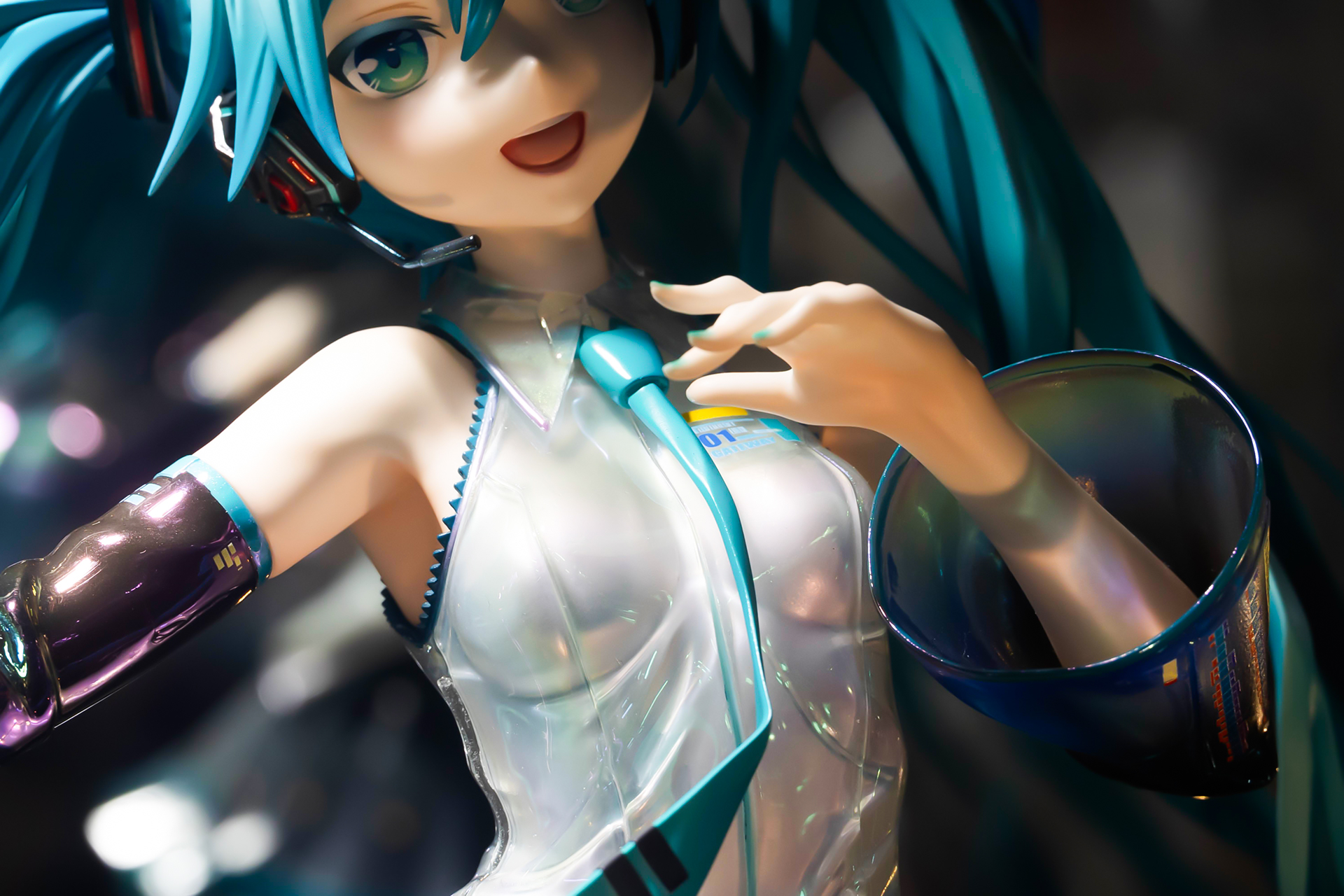 近未来的なミクの衣装も再現されている