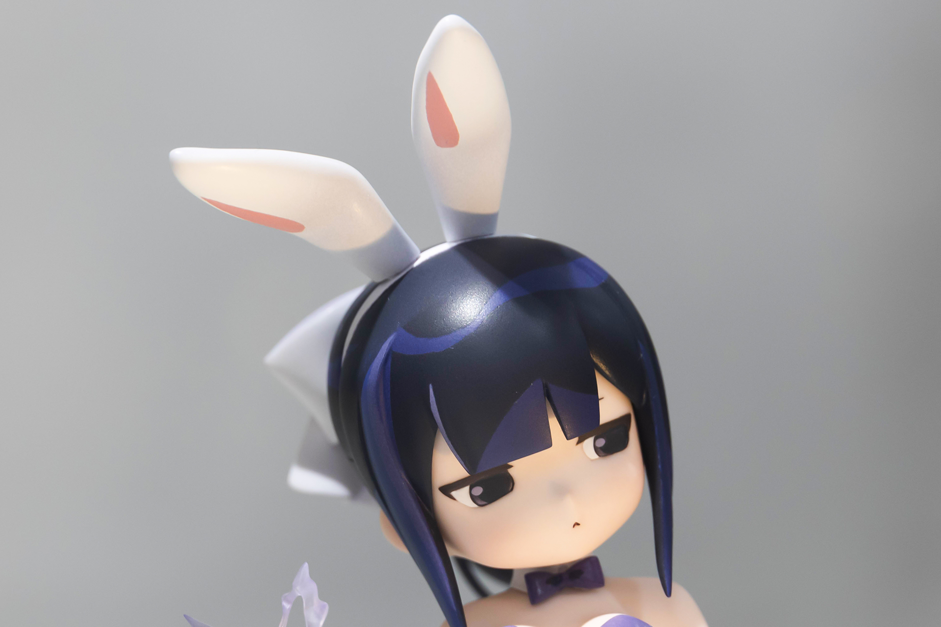 デフォルメされていても、表情はクールだ