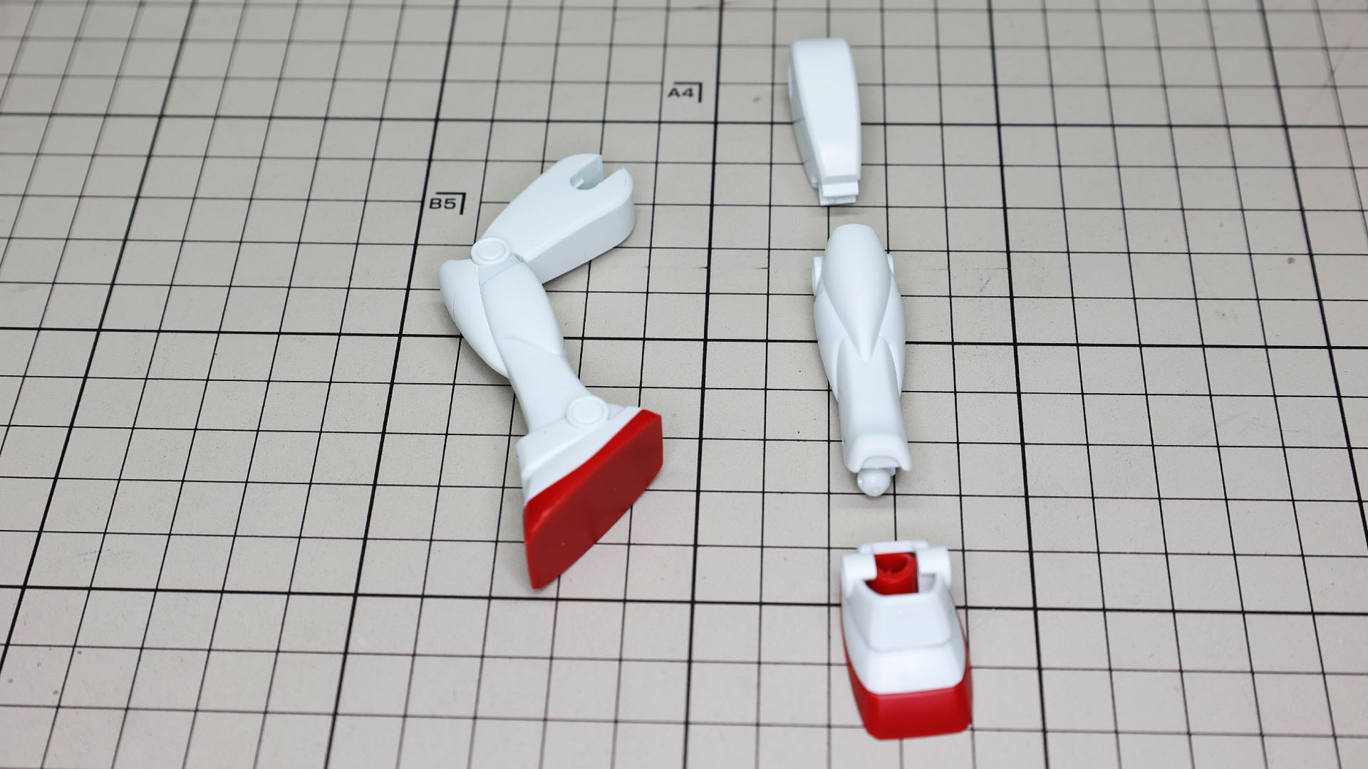 大腿部・膝下・ソールはそれぞれ後はめが可能です