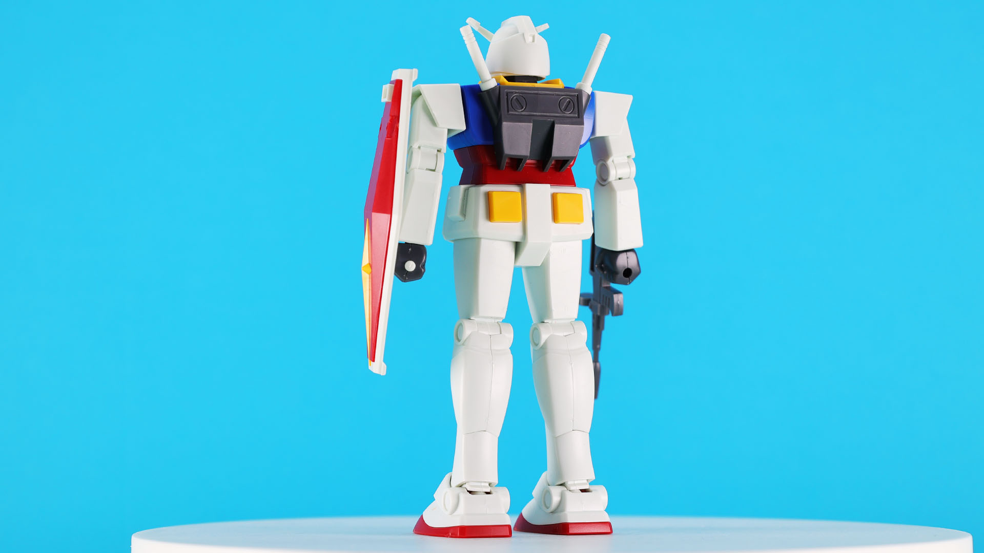 各部の面構成が懐かしくもあります