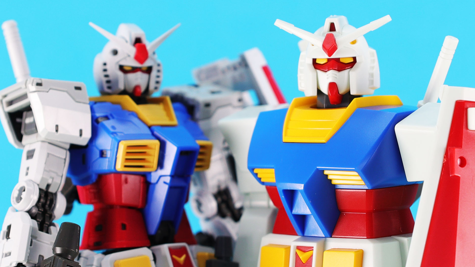 同じ年に発売されたRX-78-2 ガンダムをいろんな角度から楽しんでみてください！
