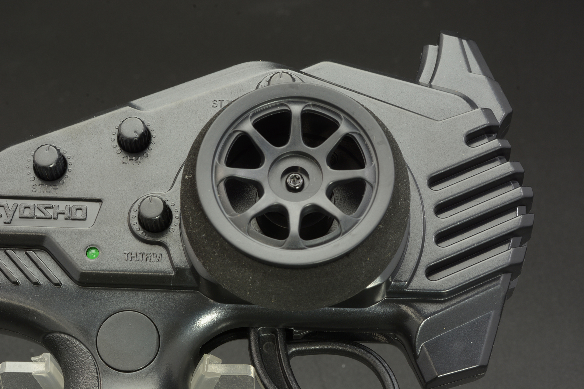 ホイール形ステアリングコントローラ