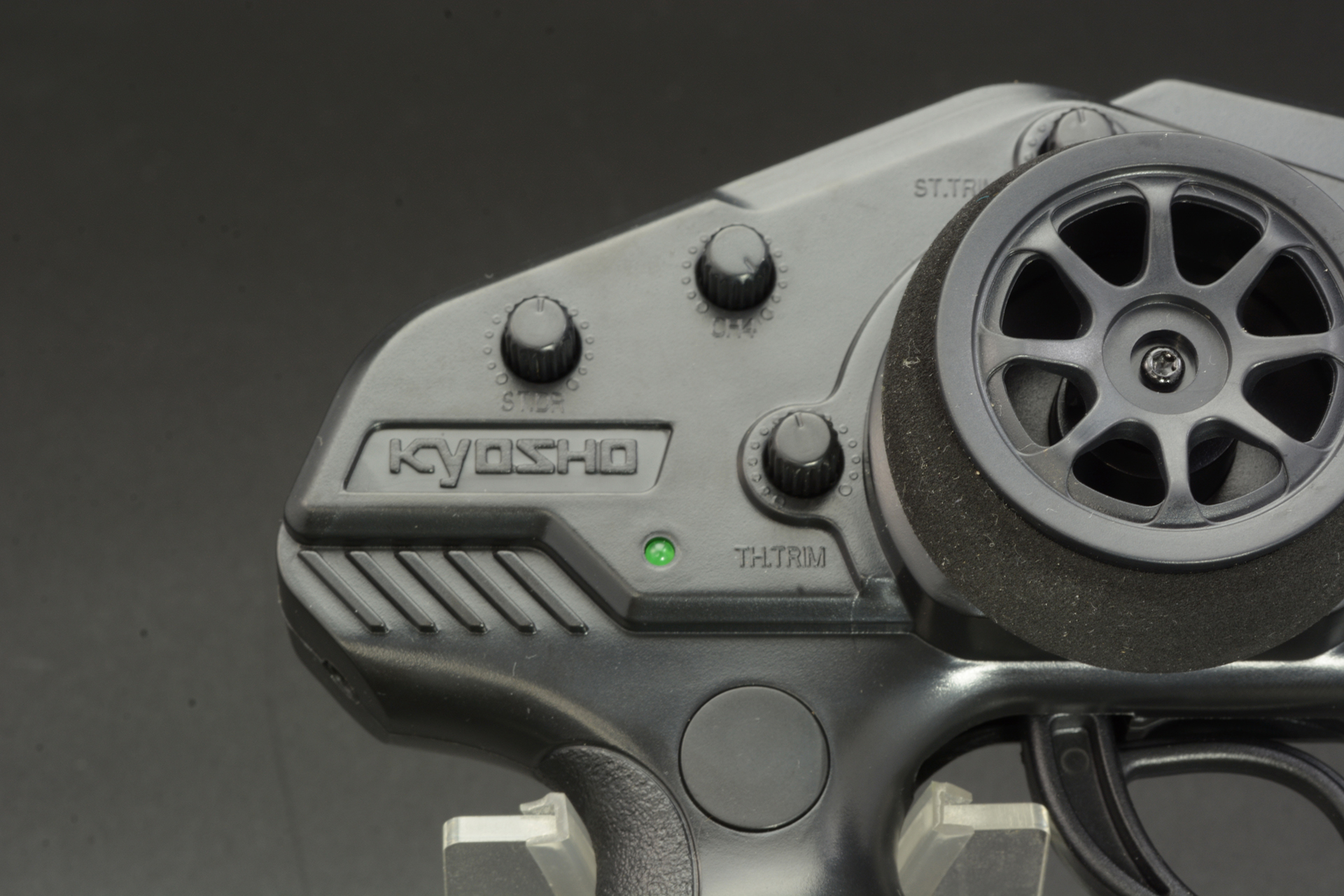 トリムスイッチ。ジャイロやライトにも使う