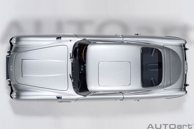 「アストンマーチン DB5 ＜007／ゴールドフィンガー＞ ボンドカー」