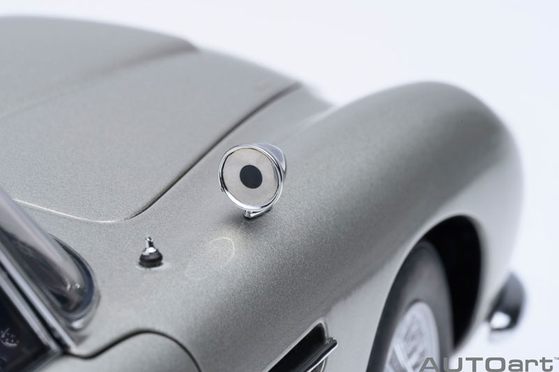 「アストンマーチン DB5 ＜007／ゴールドフィンガー＞ ボンドカー」