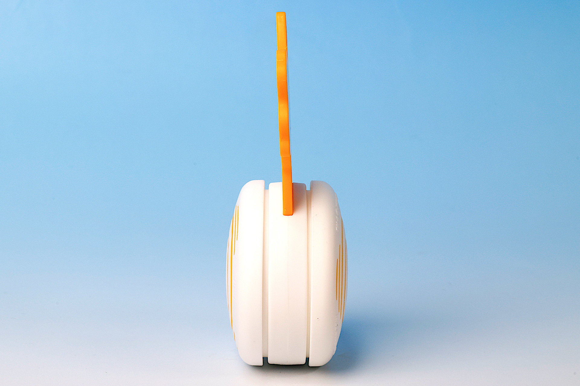 正面から見たところ。だいたいの構造がわかる