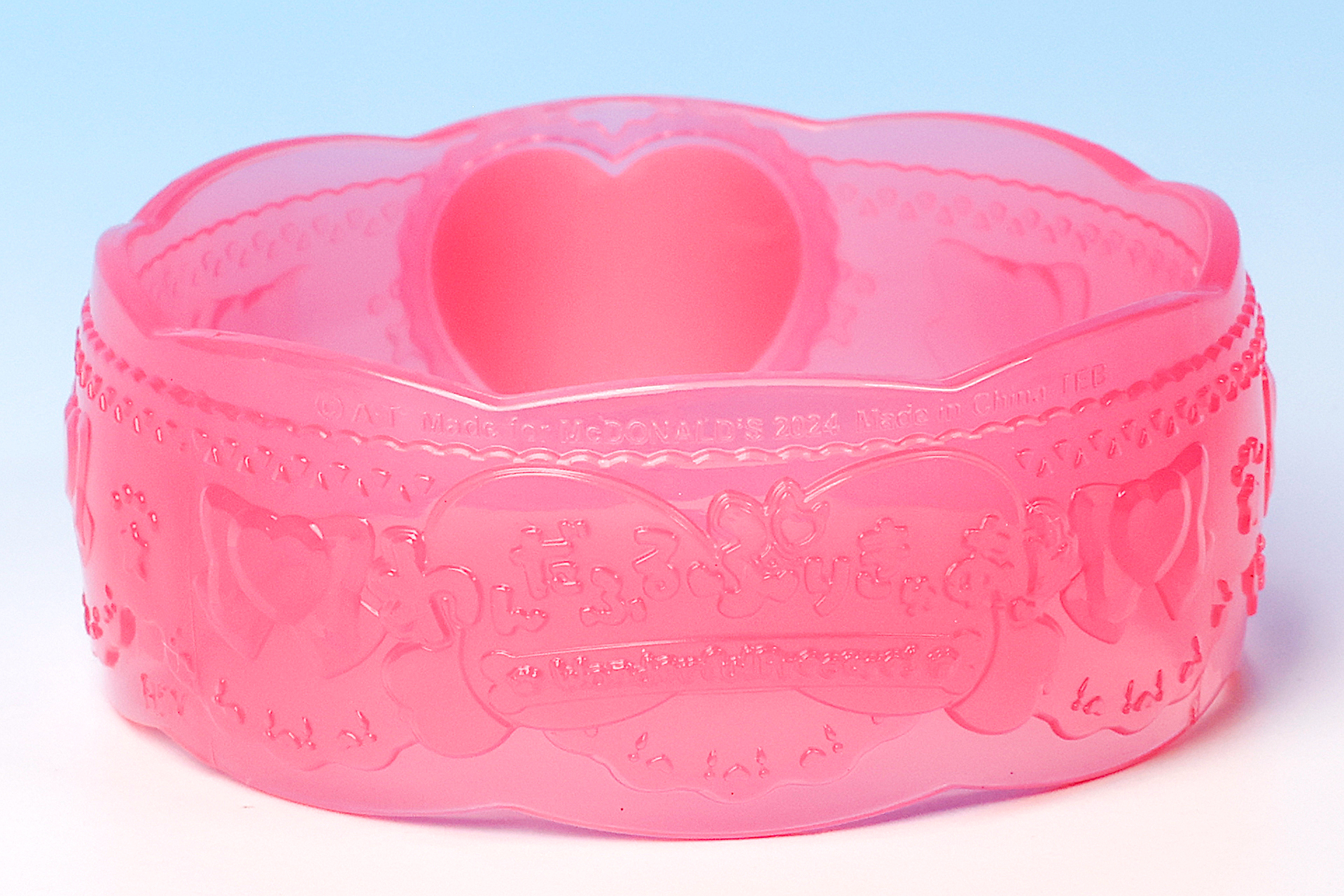 同じく底面には「わんだふるぷりきゅあ！」のロゴマークが付けられている