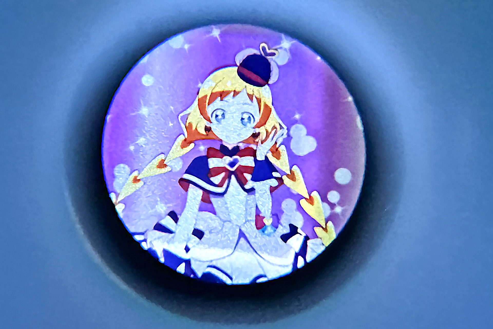 ダイヤルを回すと別の絵に変化