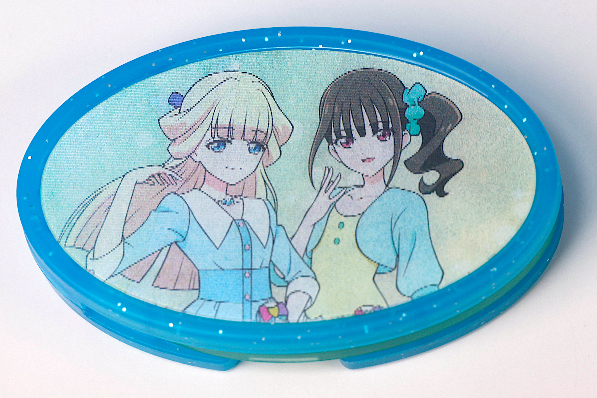 変身前のキュアニャミーとキュアリリアンが……