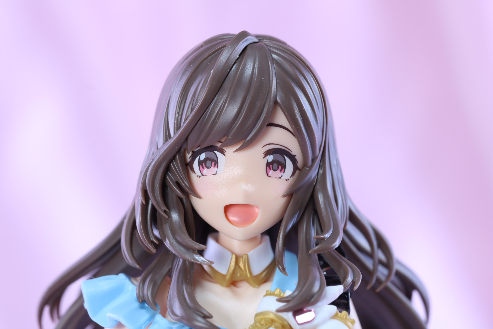 前髪は髪飾りなしのタイプも付属している