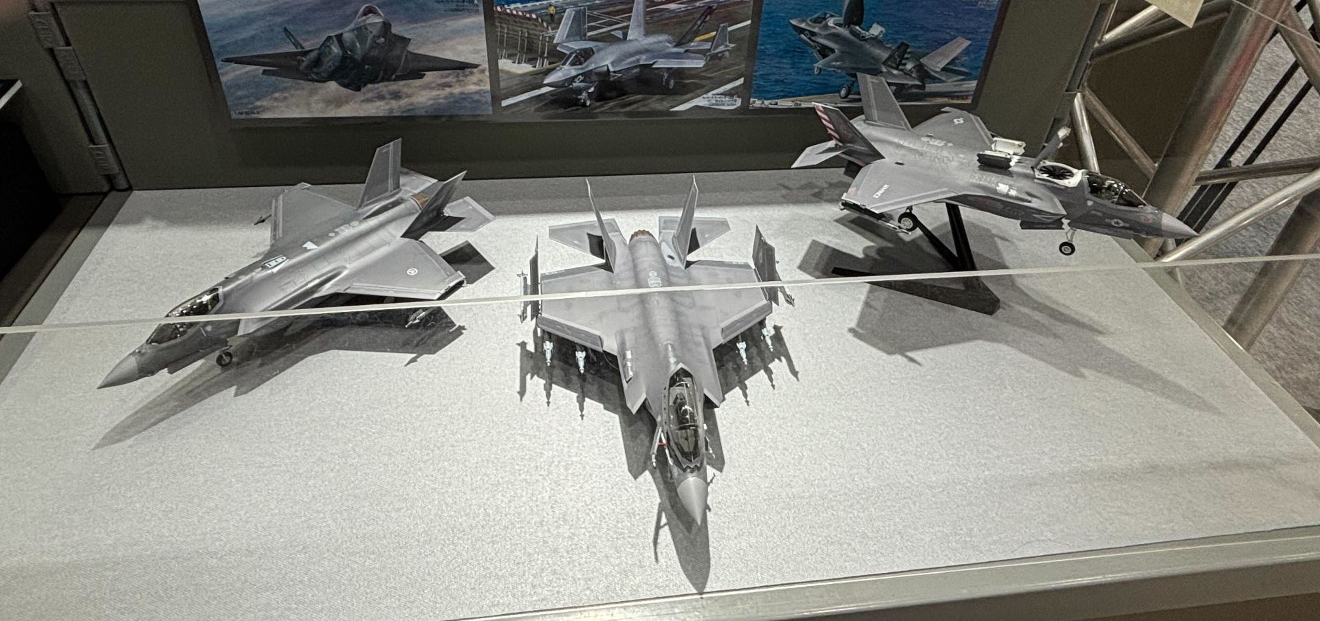 「ロッキード マーチン F-35C ライトニングII」