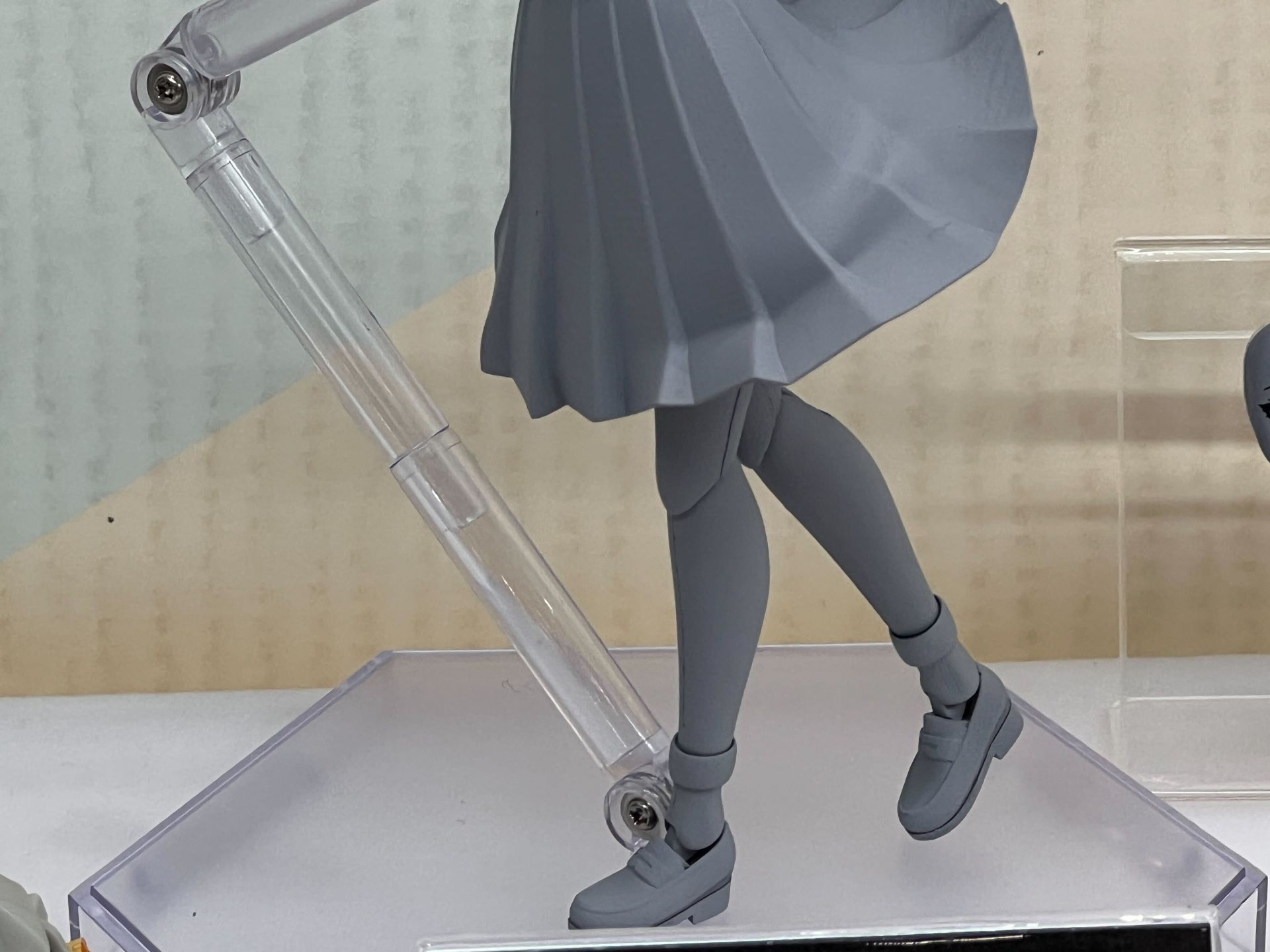 「薬師寺 久遠【桃桜高校・制服】」