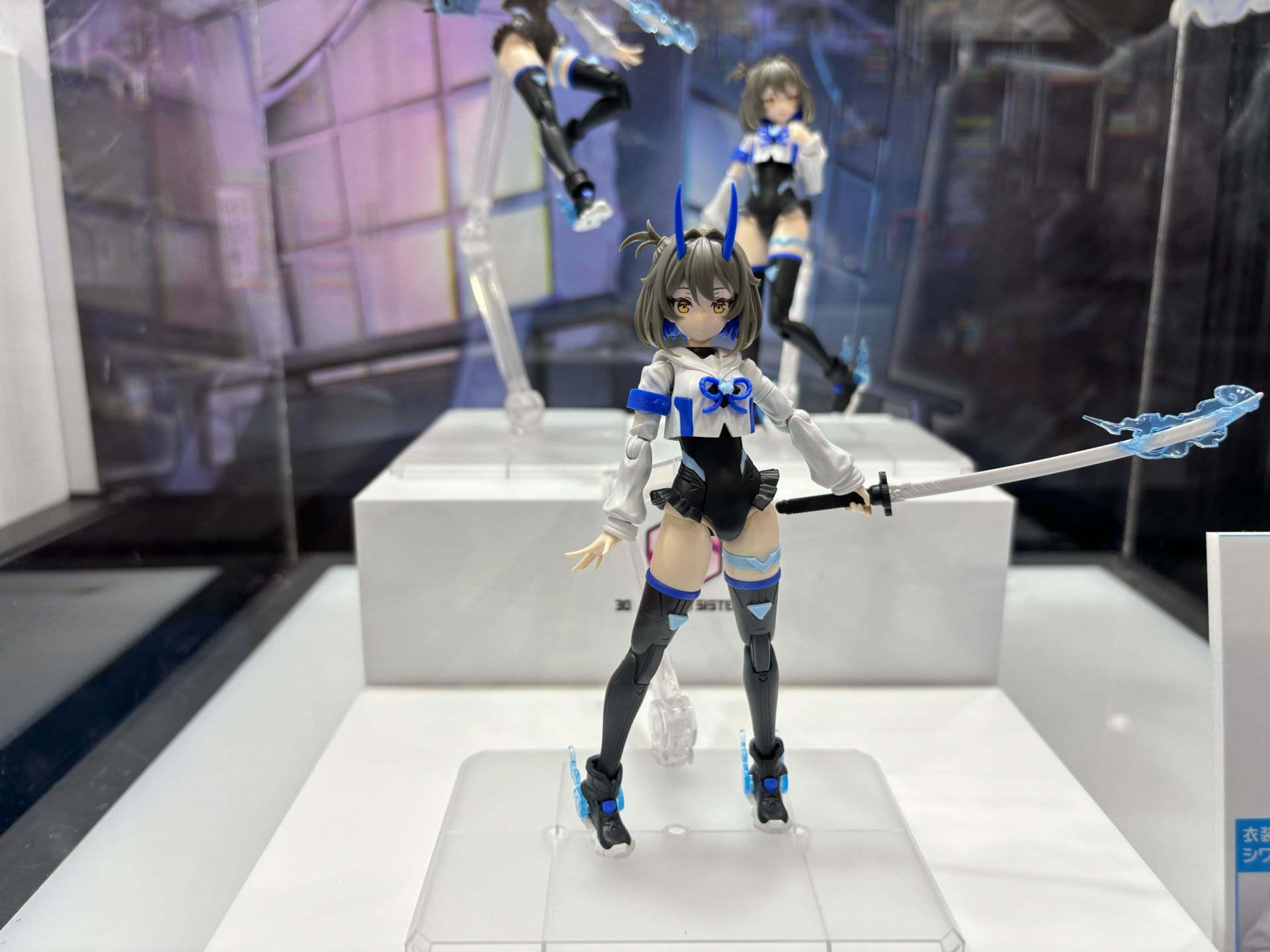 「SIS-N00 ソウレイ[カラーB]」