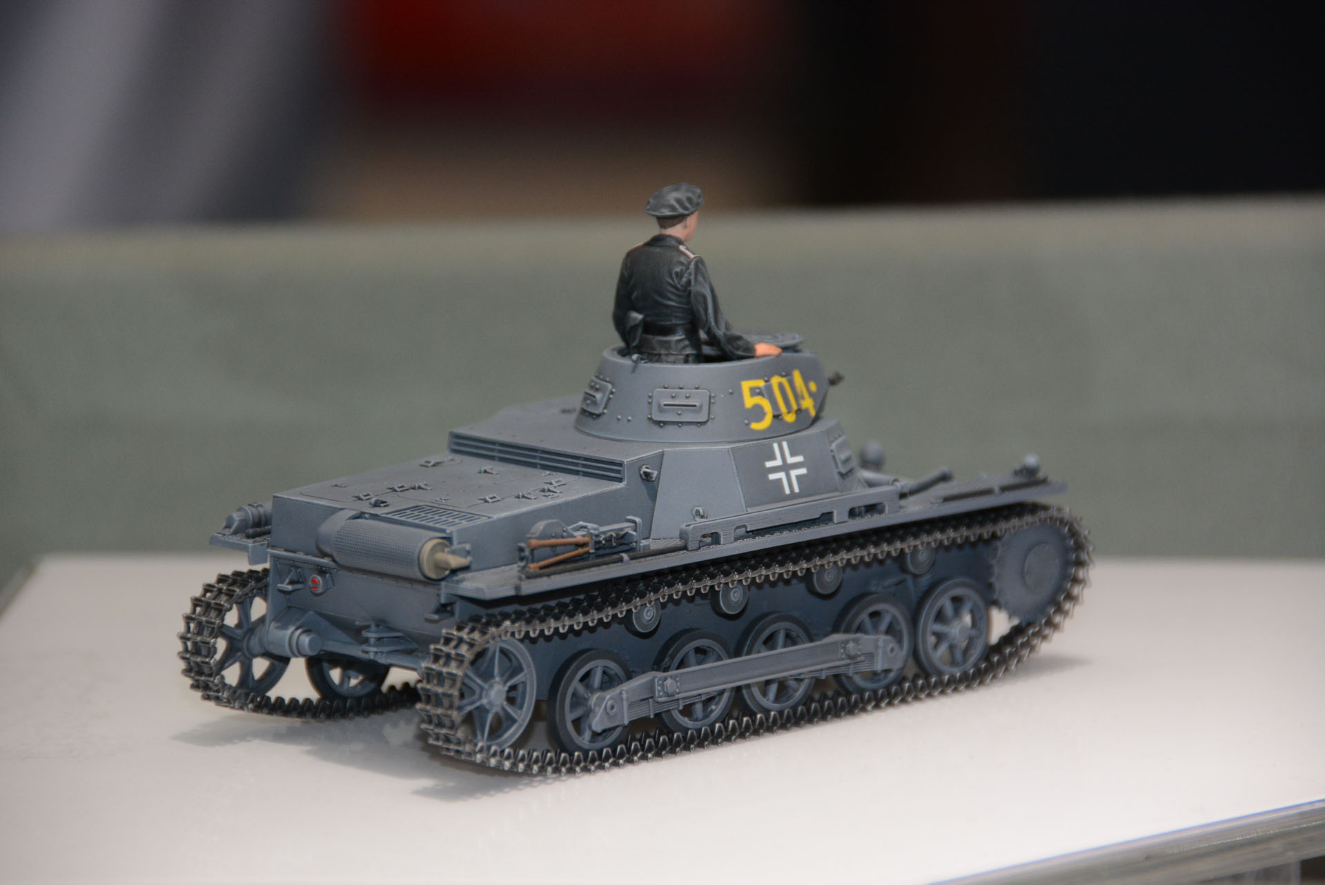 実車の全長は4mほど。車長との対比でも小型の戦車であることがわかる