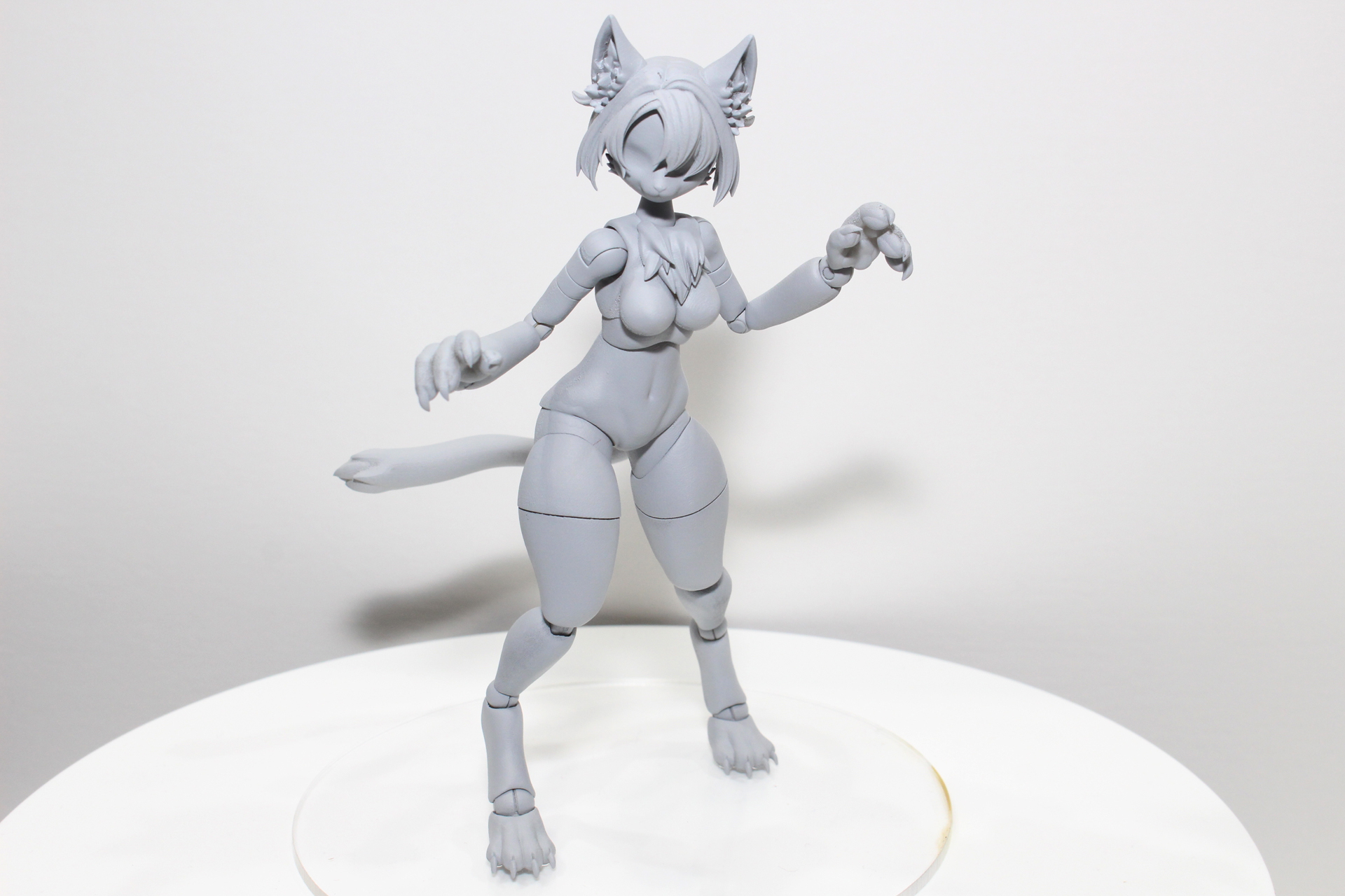 後述する「ケモ度」を検証するための試作原型。実際の原型はここからさらにブラッシュアップされる予定