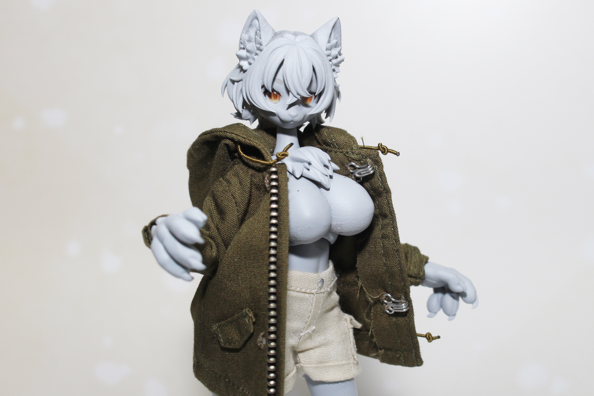 1/10～1/12サイズのドール用の服も着せられる