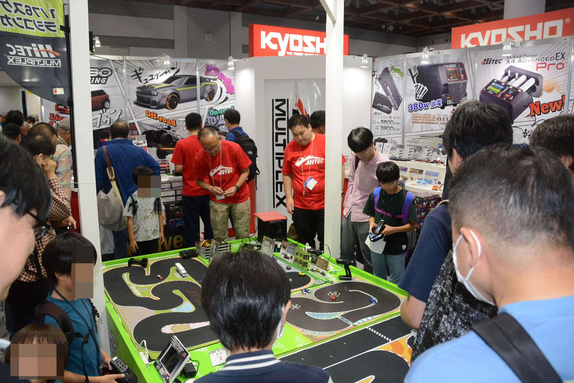 新商品を見たり、体験したり、ホビーショーでは様々な形でホビーに触れることができる