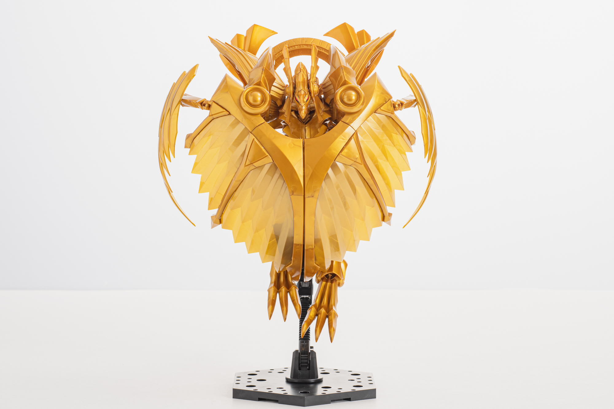 「Figure-rise Standard Amplified -三幻神降臨- ラーの翼神竜」では球体形（スフィア・モード）をAmplified解釈の変形で再現。