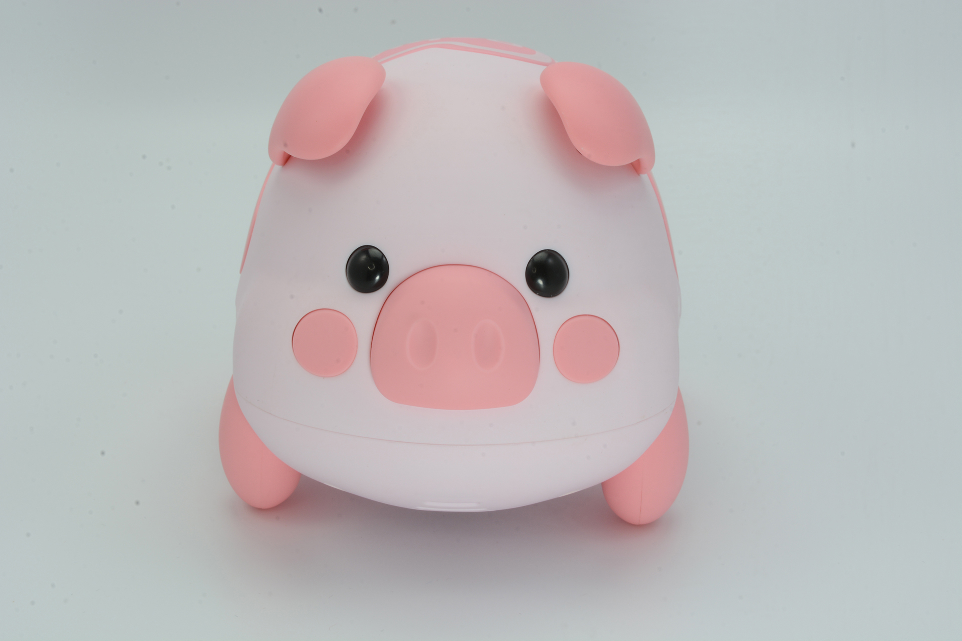 コロコロしたデフォルメデザイン。側面に模様があるのも楽しい