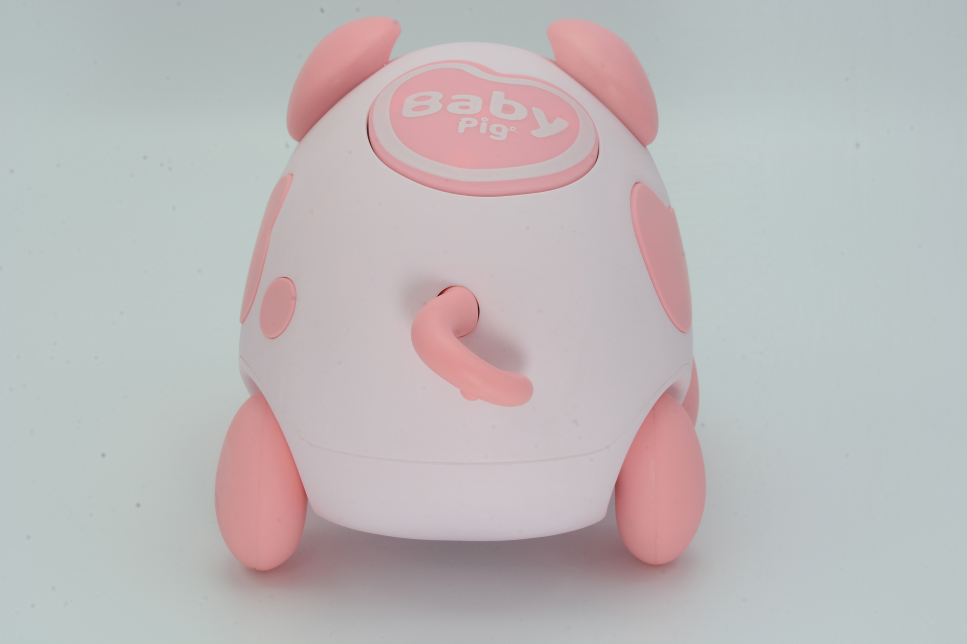 コロコロしたデフォルメデザイン。側面に模様があるのも楽しい