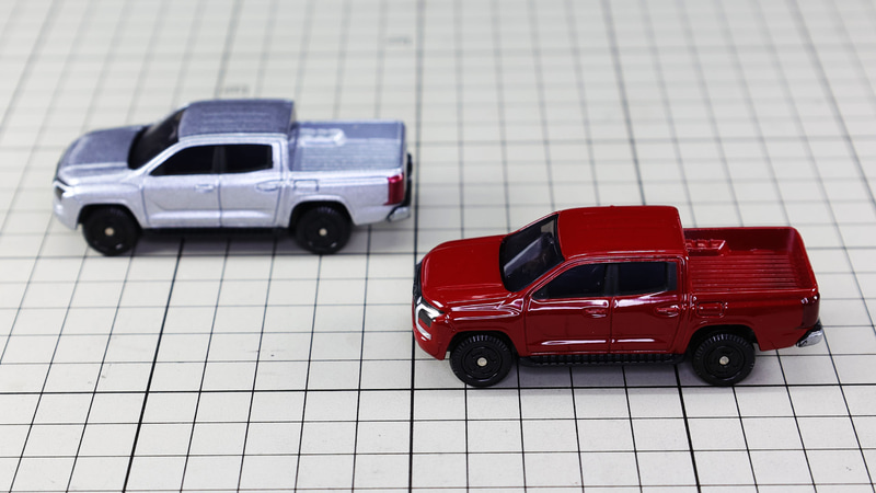 サイド：キャビンとカーゴスペースがきっちり分かれています