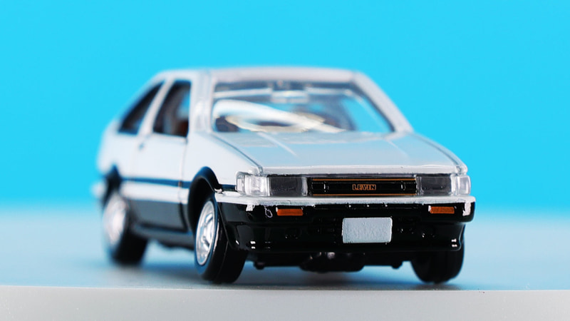 各部のディテールから前期型がモデルと思われます