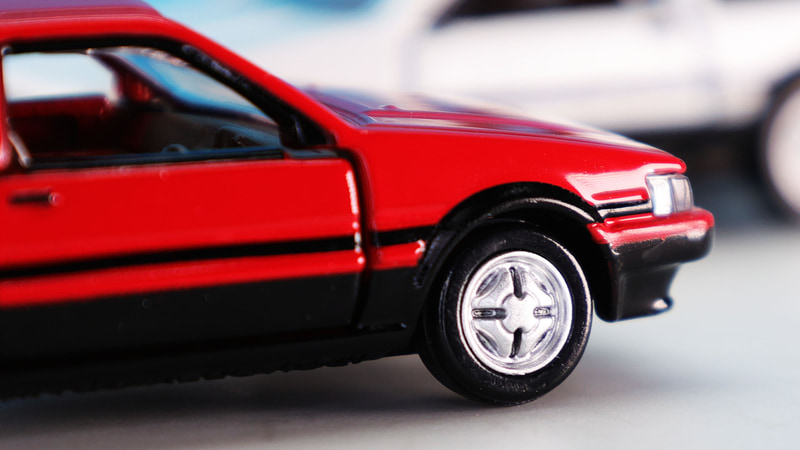 トレノとは違う純正ホイールもディテールたっぷりで造形されています