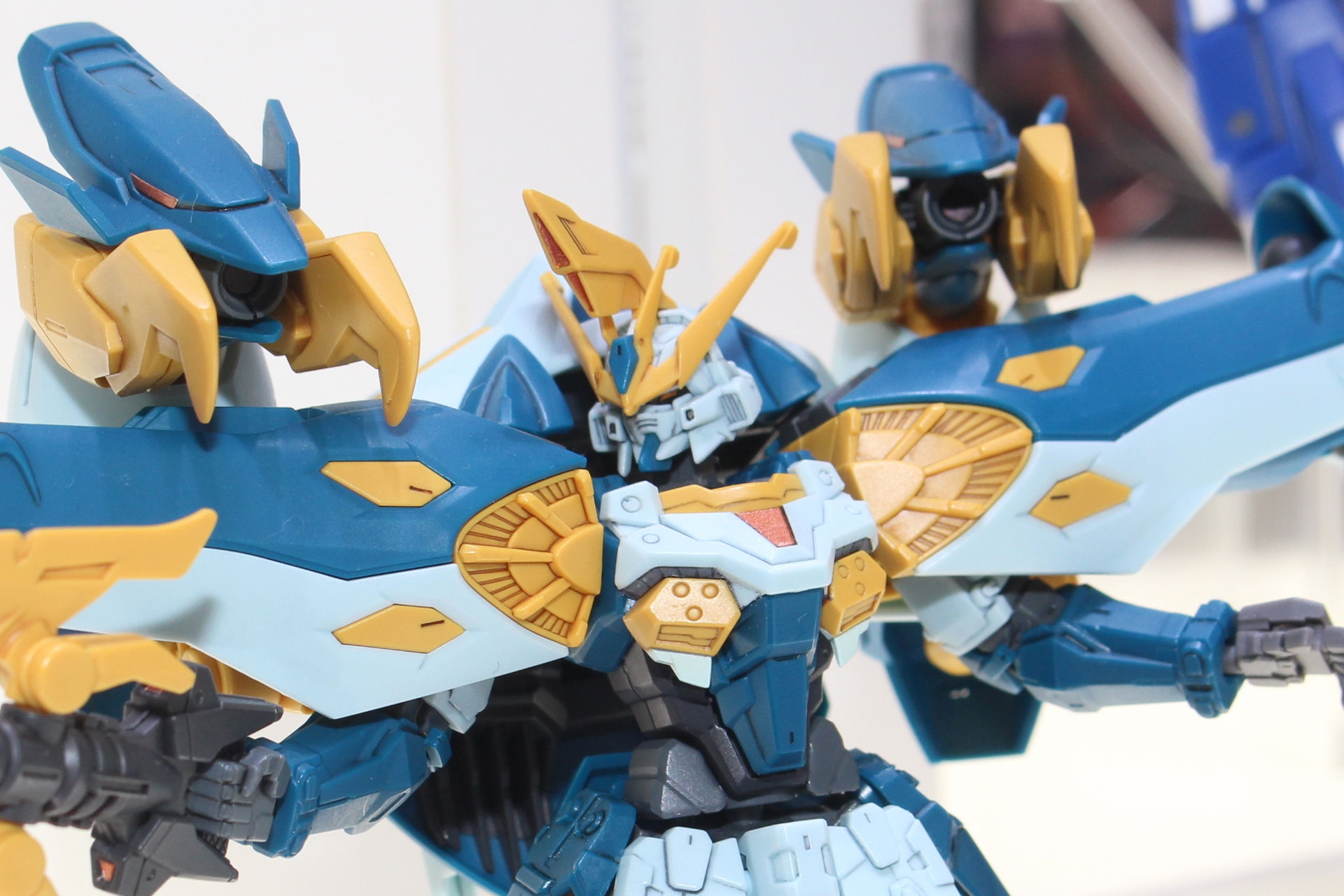 メカデザイナー阿久津潤一氏がデザインのリファインを手がけている