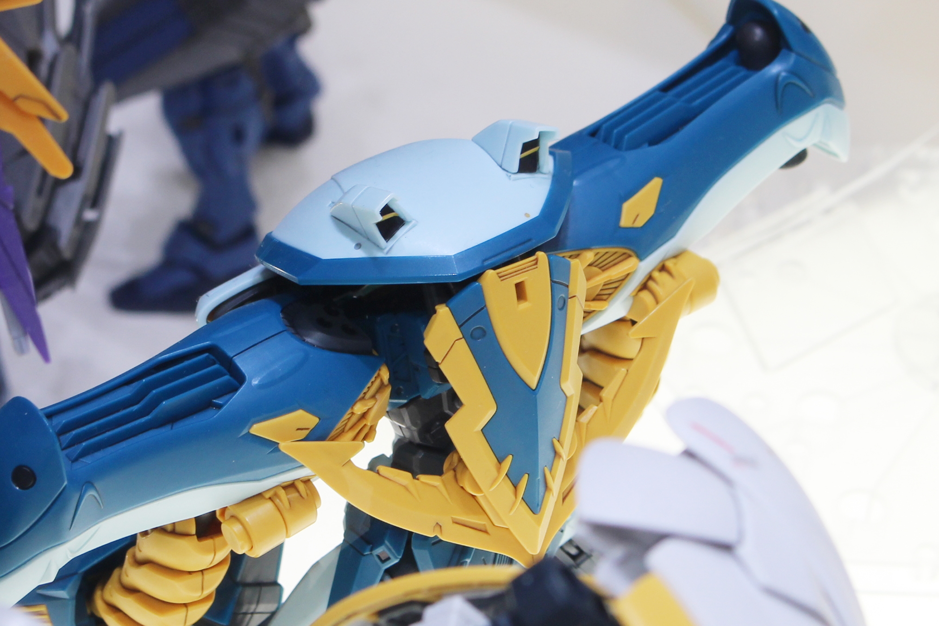 メカデザイナー阿久津潤一氏がデザインのリファインを手がけている