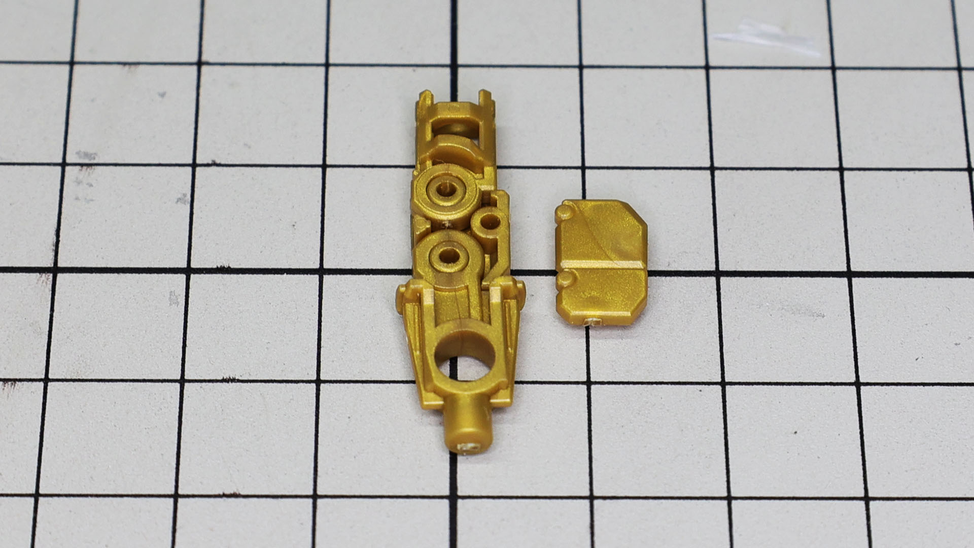 肘関節はHGシリーズの標準的な構成になっています