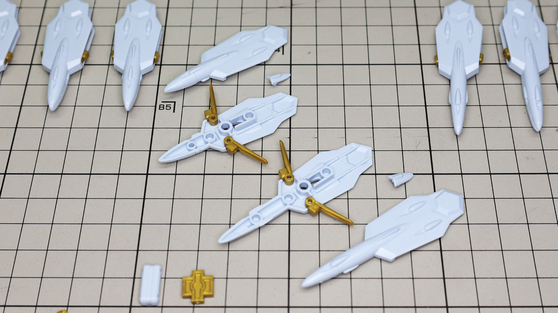 ドラグーンにはビームエフェクト取り付け部を組み込みます